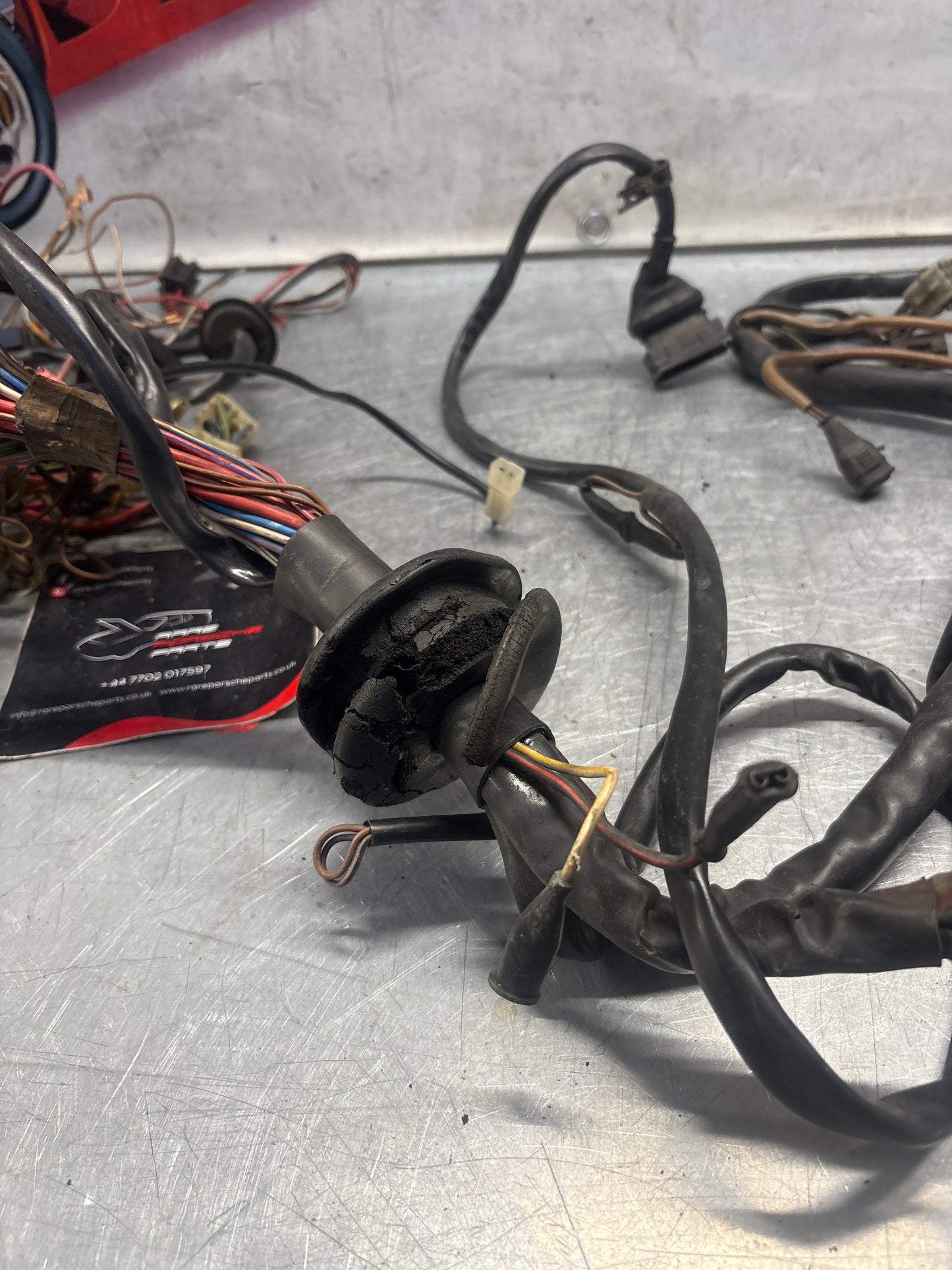 Porsche 924 Turbo / S2 / Carrera GT LHD Engine bay wiring loom without aircon, used 477971071GB