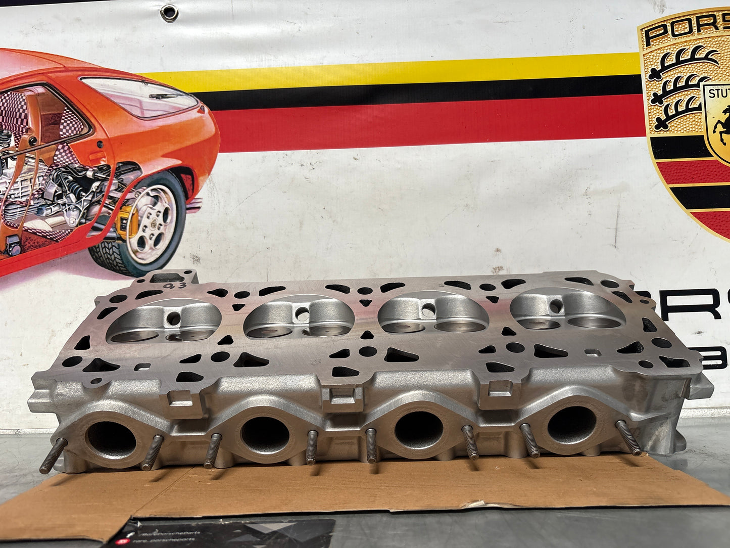 Porsche 944 cylinder head, refurbished 9441043038R