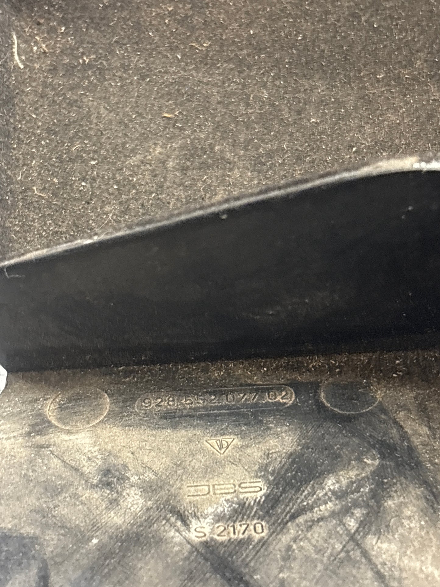 Porsche 928 under glove box shelf, cobalt blue 92855207702 LHD only, used