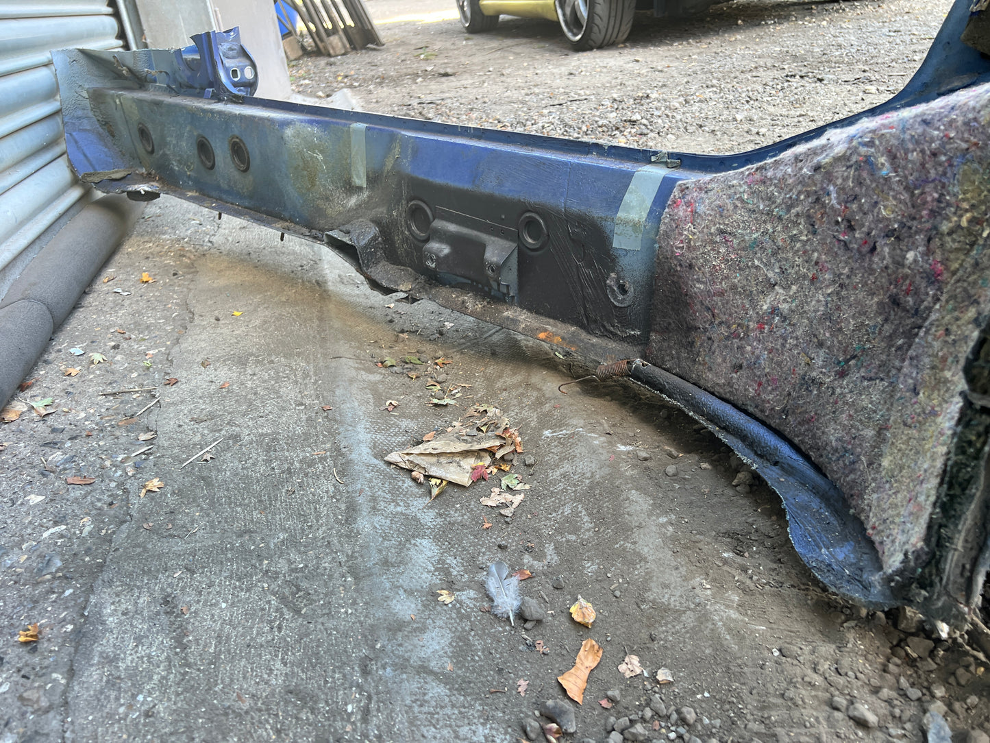 Porsche 944 S2 / Turbo 1991 Right side cut, rear fender with sill 94450390403 94450361200