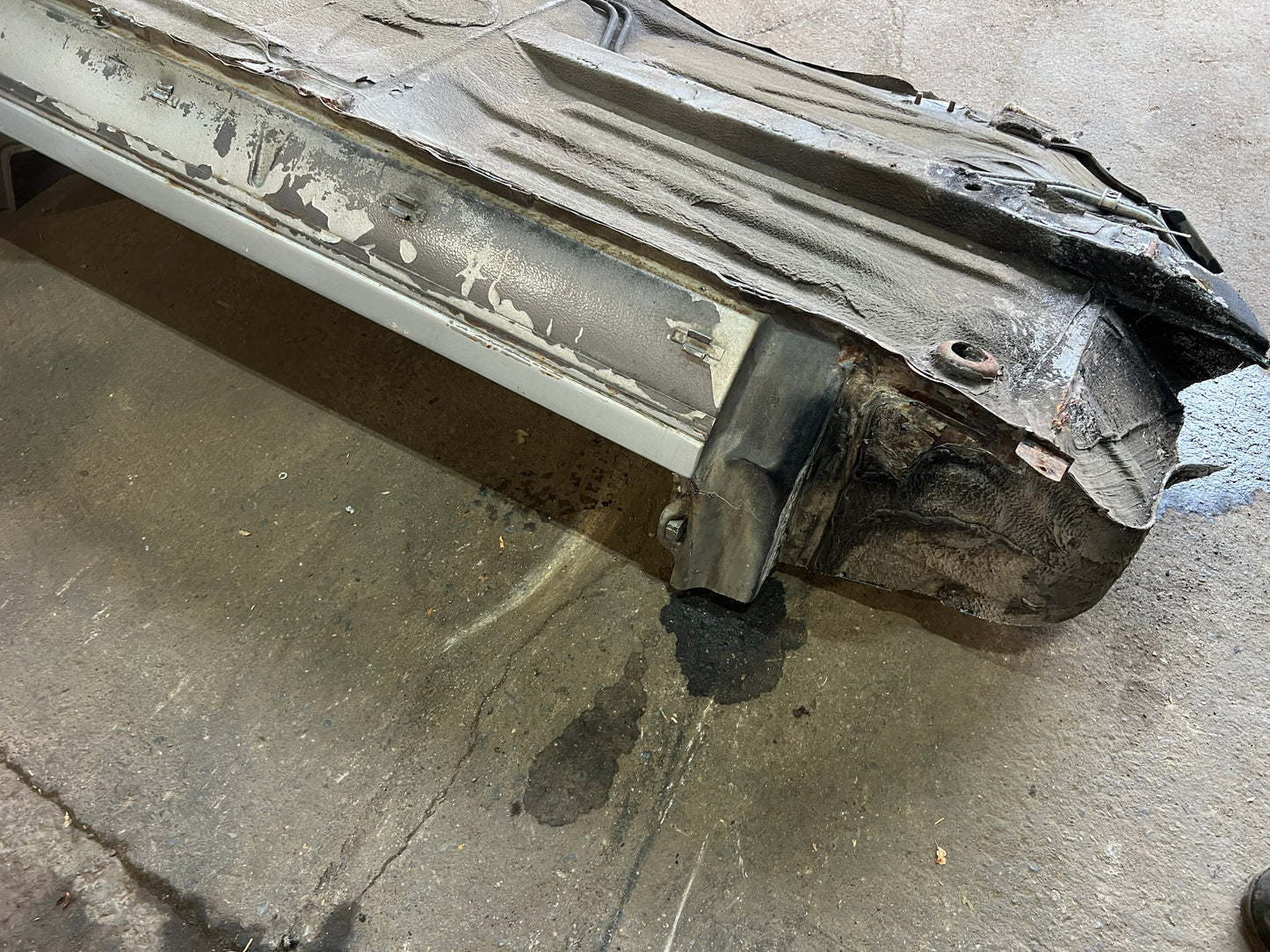 Porsche 924 Turbo RHD left floor pan section with sill 94450150100