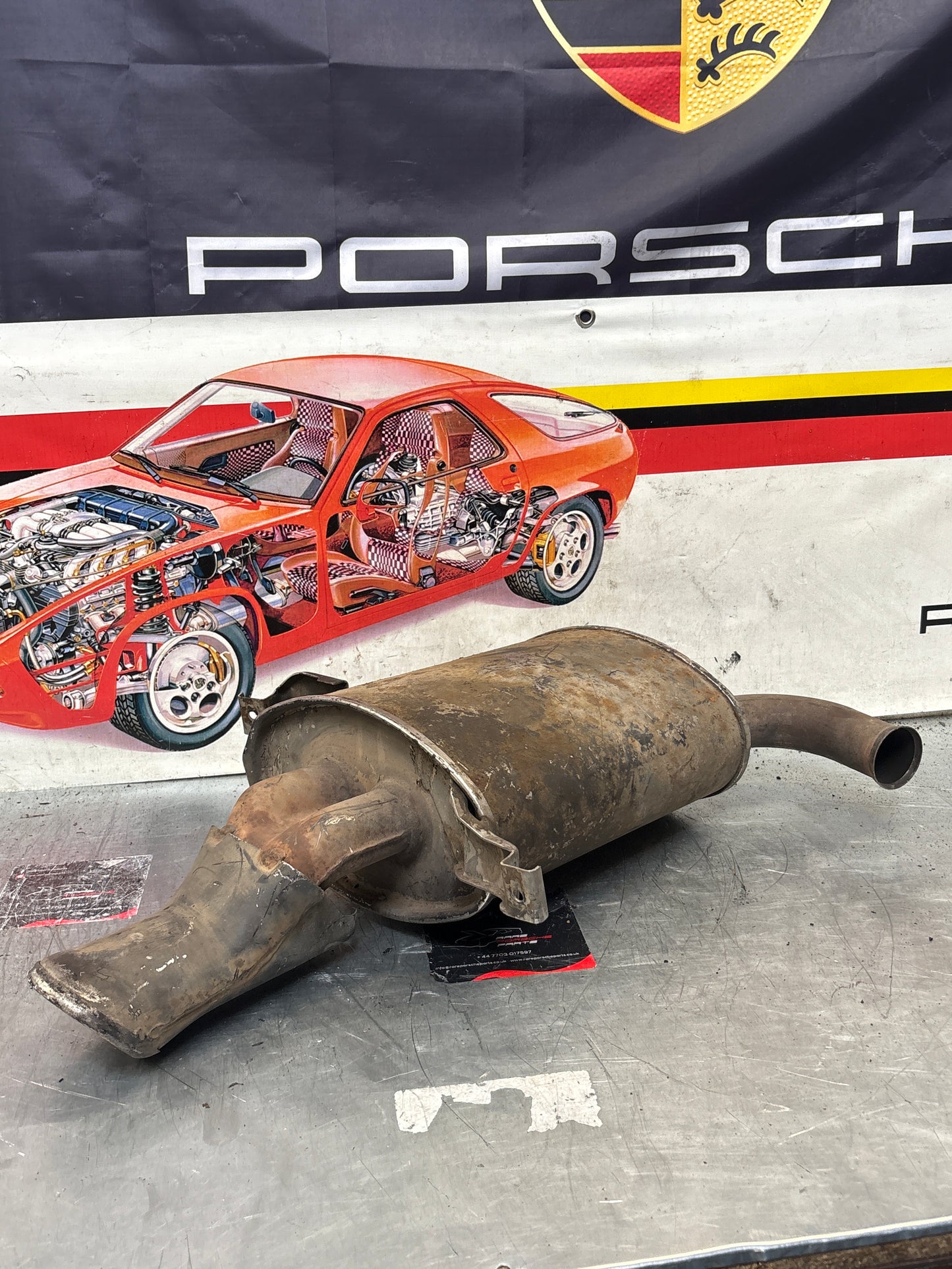 Porsche 928 rear exhaust box, used 92811109701