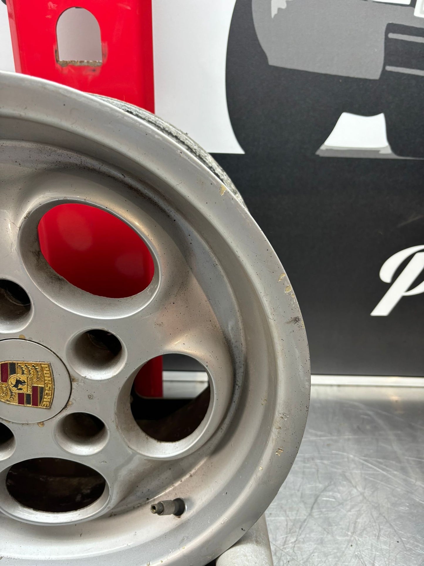 Porsche 944 Turbo set of 16" Teledial wheels rims 7 & 8J wide ET 23.3, in need of refurbishment 95136211400 95136211600