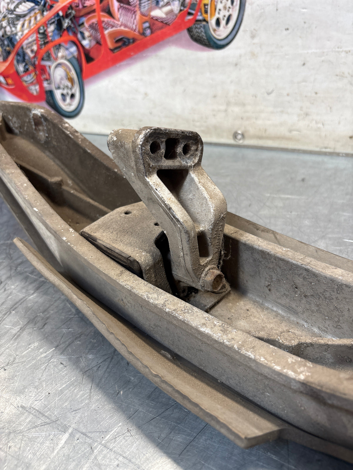 Porsche 968 transmission carrier, used 94437502406