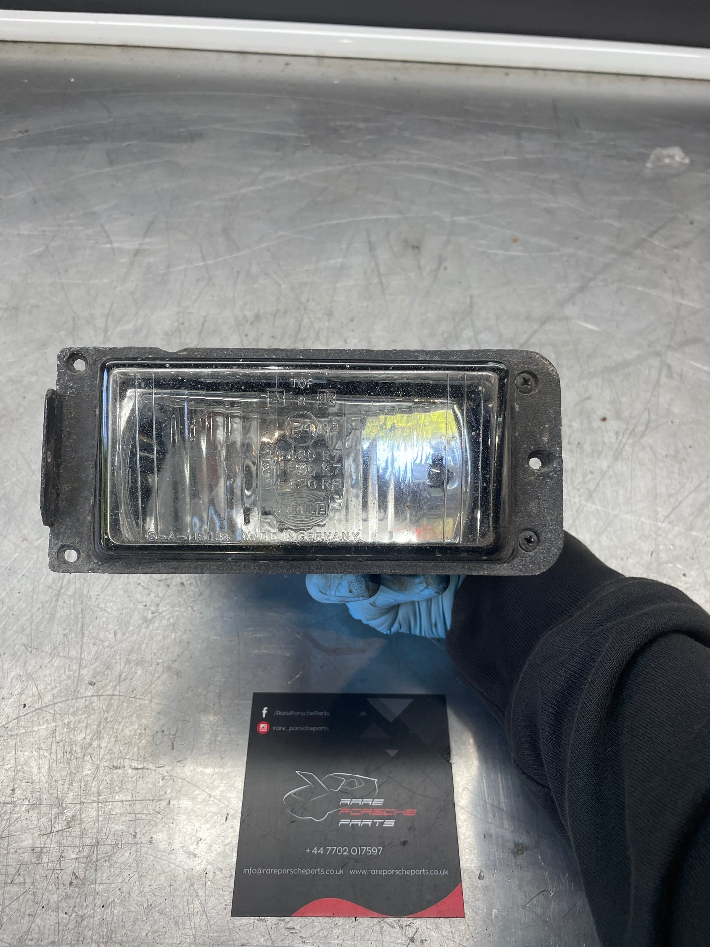 Porsche 924 Front right driving light, Used 24420R7 / 21630R7 / 24420R8