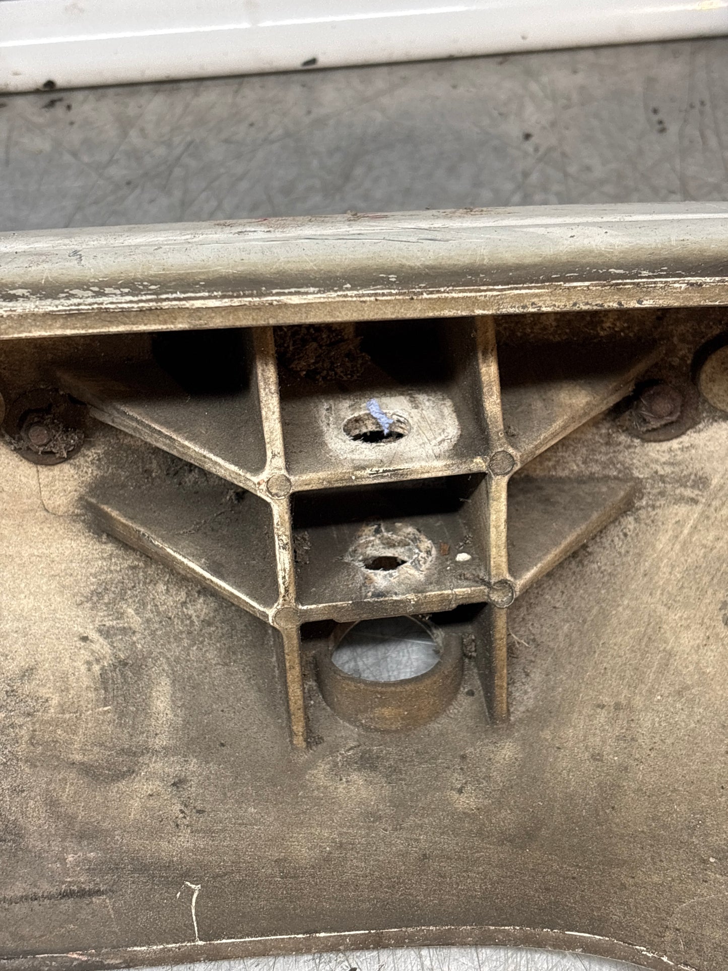 Porsche 944 S2/Turbo rear bumper, used 93150538700 / 95150506900