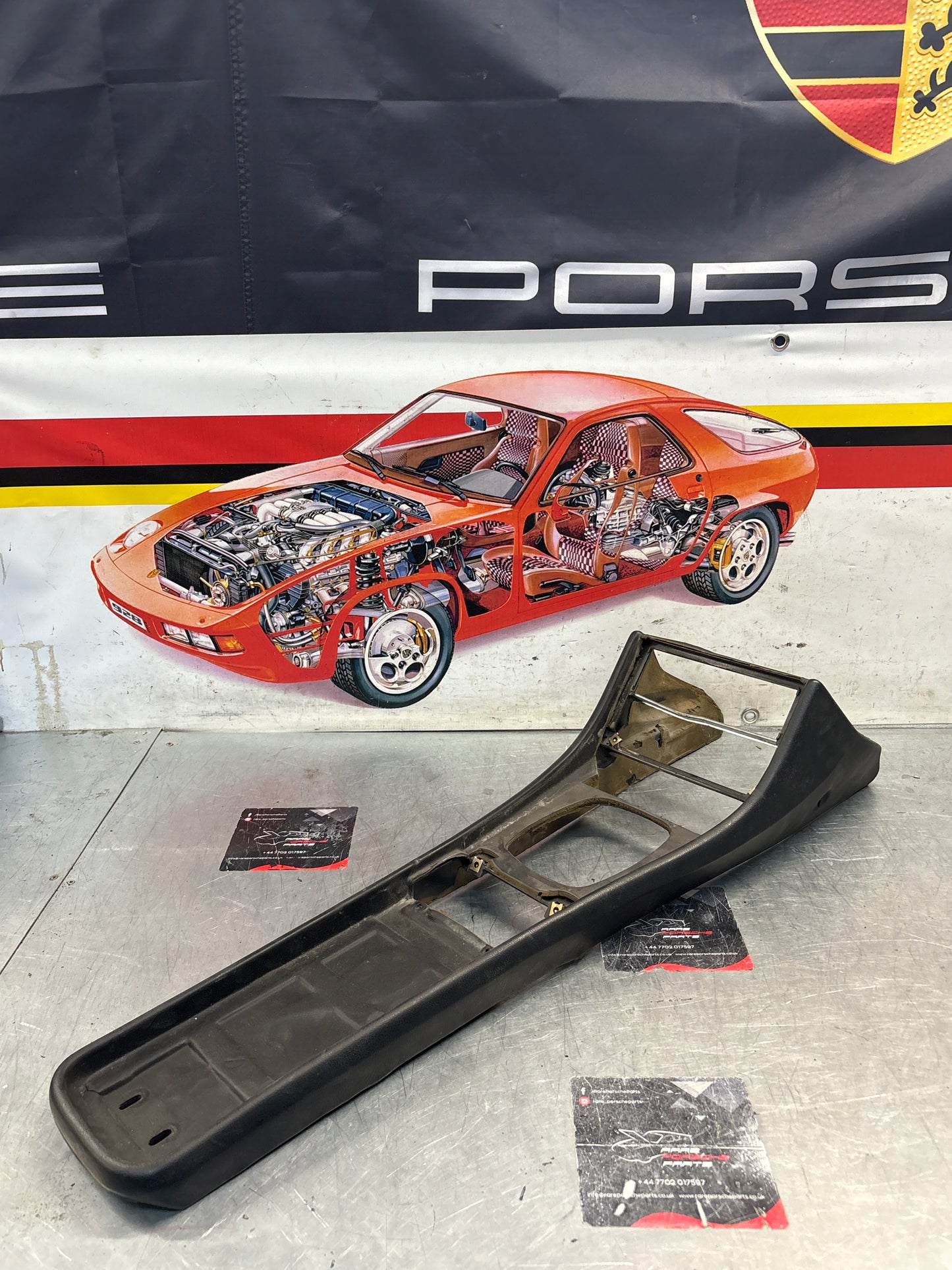 Porsche 944 centre console black 94455205100 used