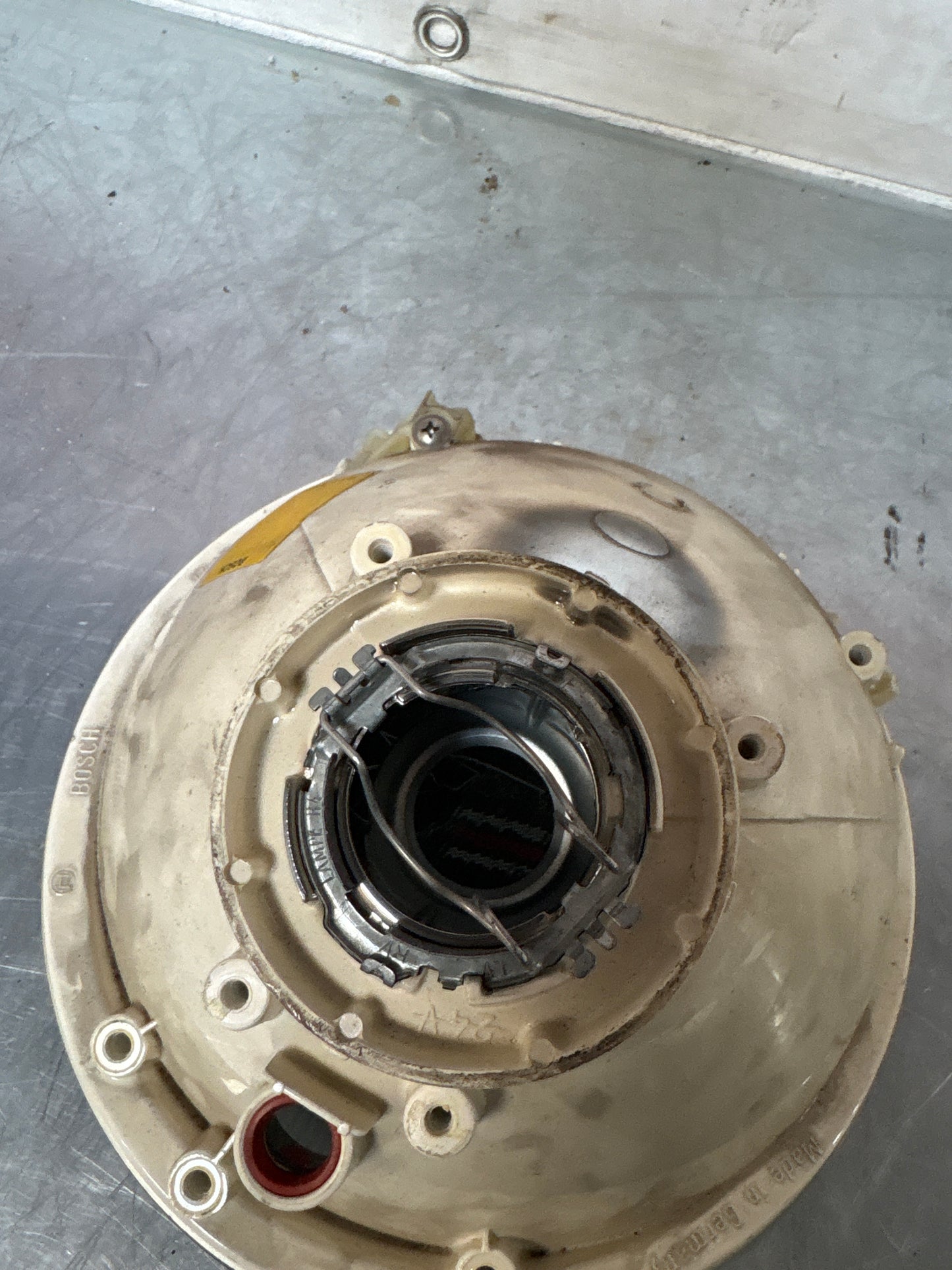 Porsche 968 Left side Bosch headlight, used 94463192900 / 0301900309 / 1305304021