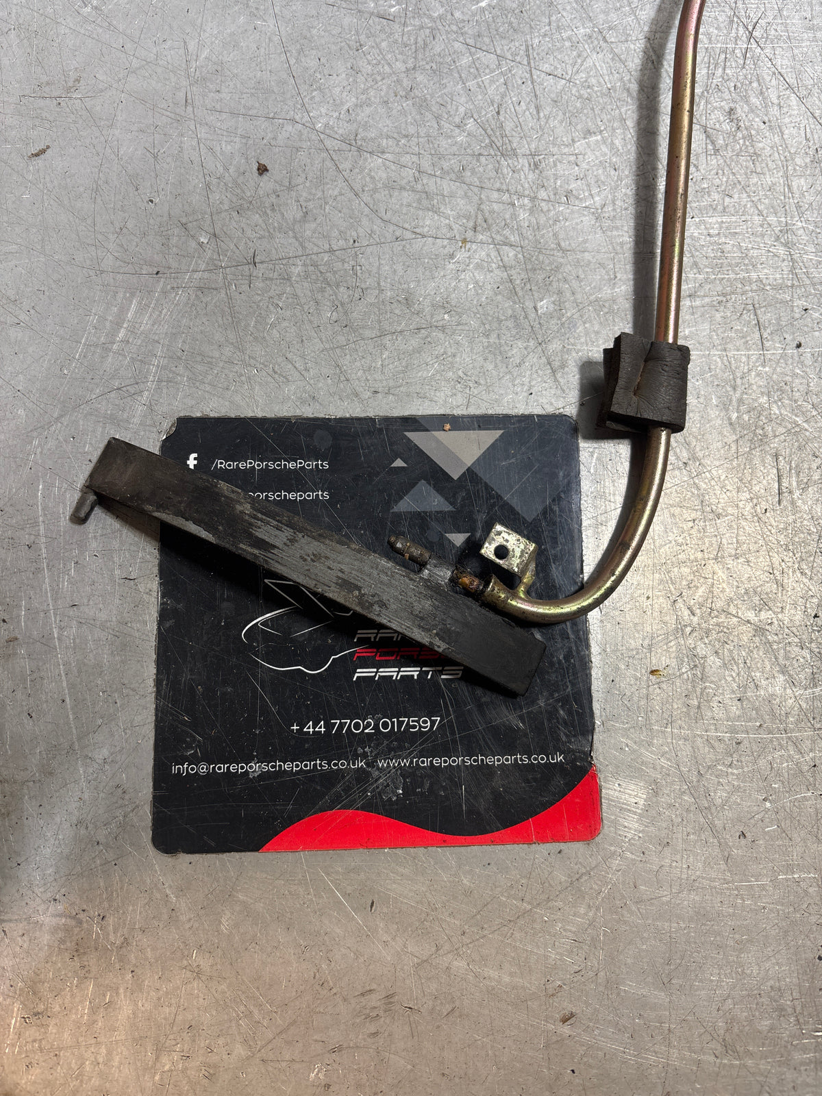 Porsche 924 944 early targa, sunroof lift mechanism right side O/S, Used, -85.5 94456494101 / 94456494100