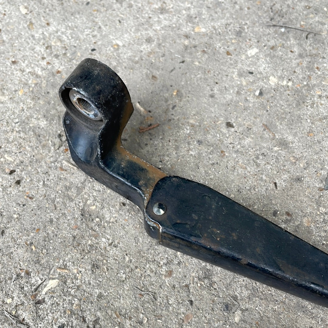 Porsche 924 1976-1980 braccio tergicristallo anteriore 385mm, usato per ristrutturazione