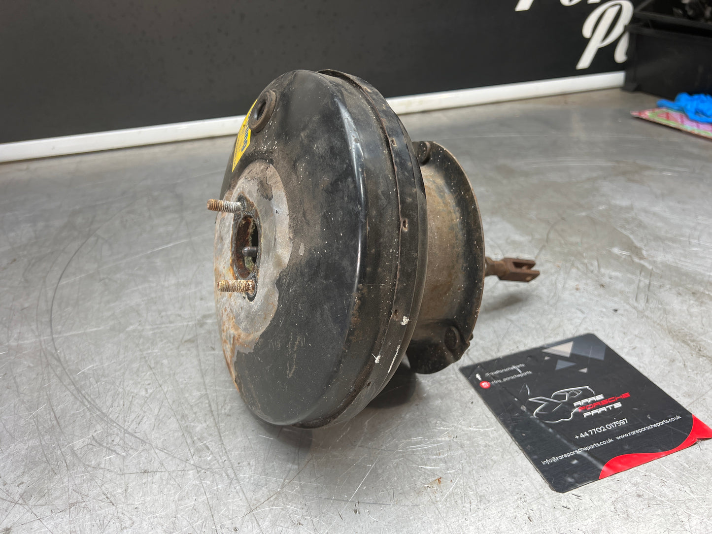 Porsche 944 brake booster, used 94435502500