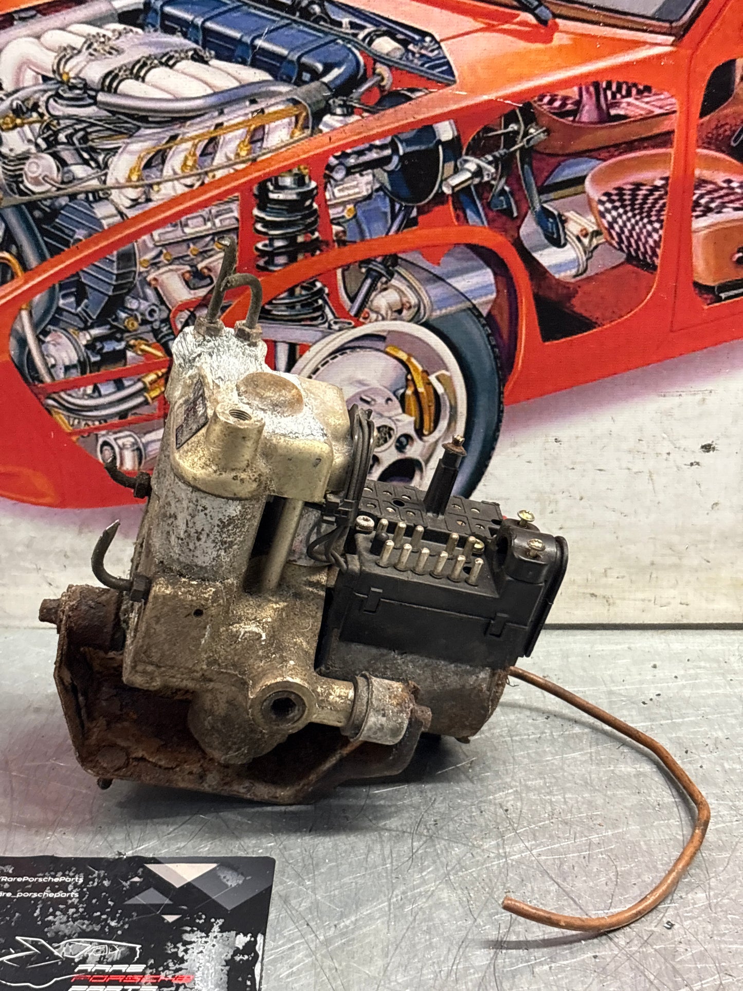 Porsche 944 Turbo Bosch ABS pump, used 0265200038 / 95135511301