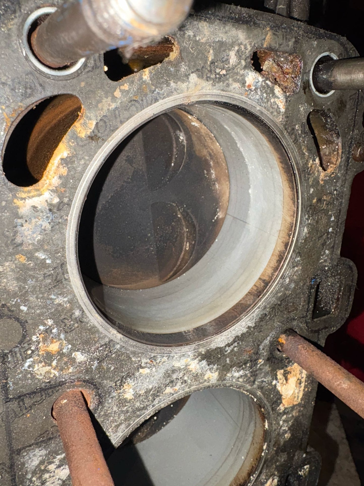 Porsche 928 M28/01 4.5 block with pistons, used