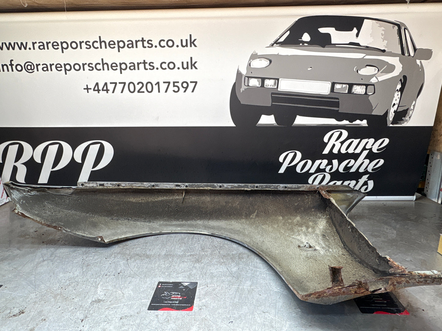 Porsche 944, early front right wing, in need of repair