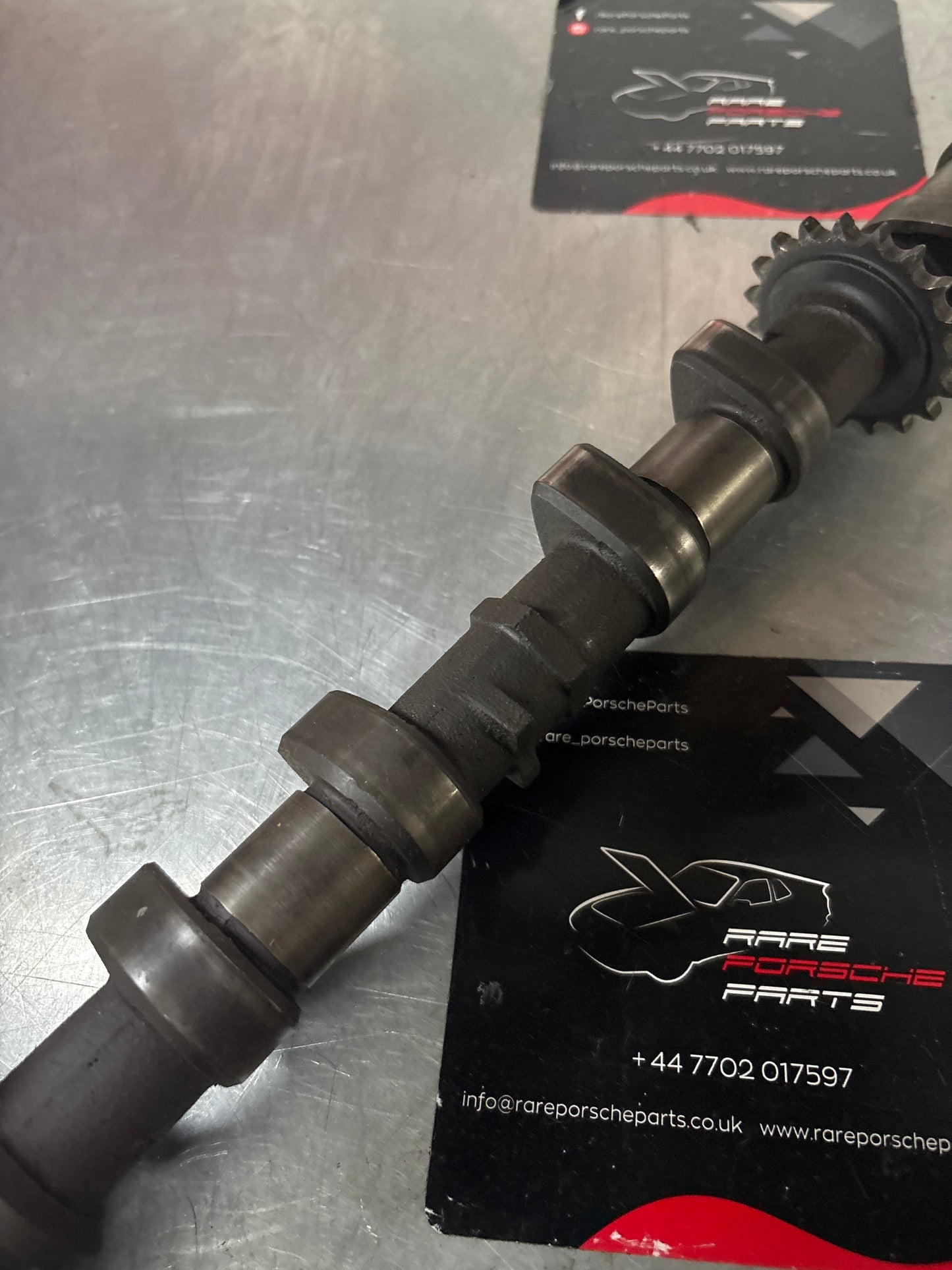 Porsche 928 camshaft, used 9281052720R
