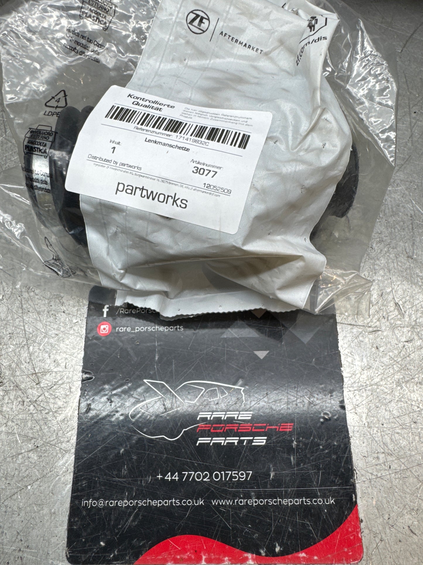 Porsche 924 944 without power steering Right 171419832