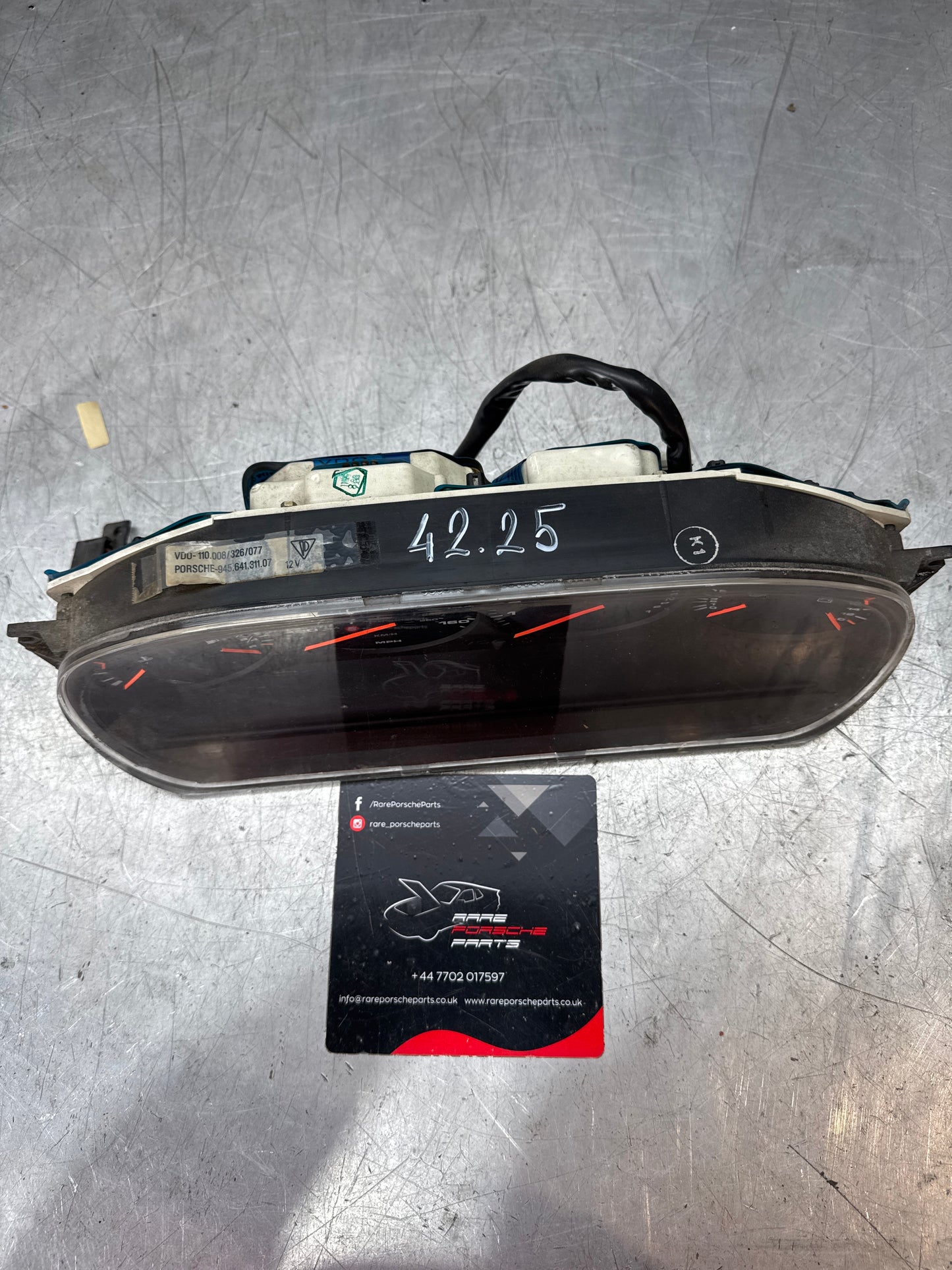 Porsche 944 dash clock binnacle pod speedometer, automatic 94564131107 used 090181miles