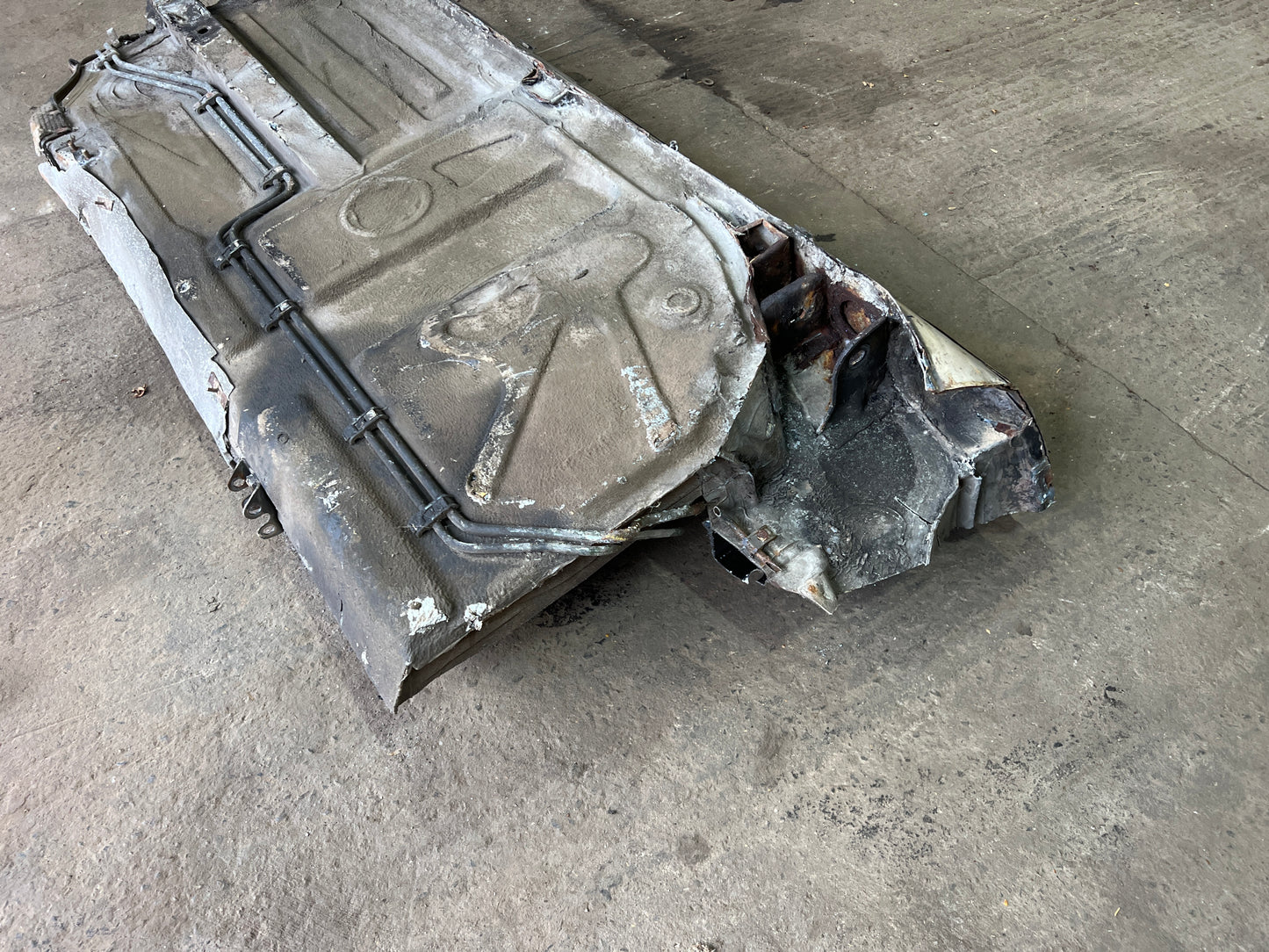 Porsche 924 Turbo RHD left floor pan section with sill 94450150100