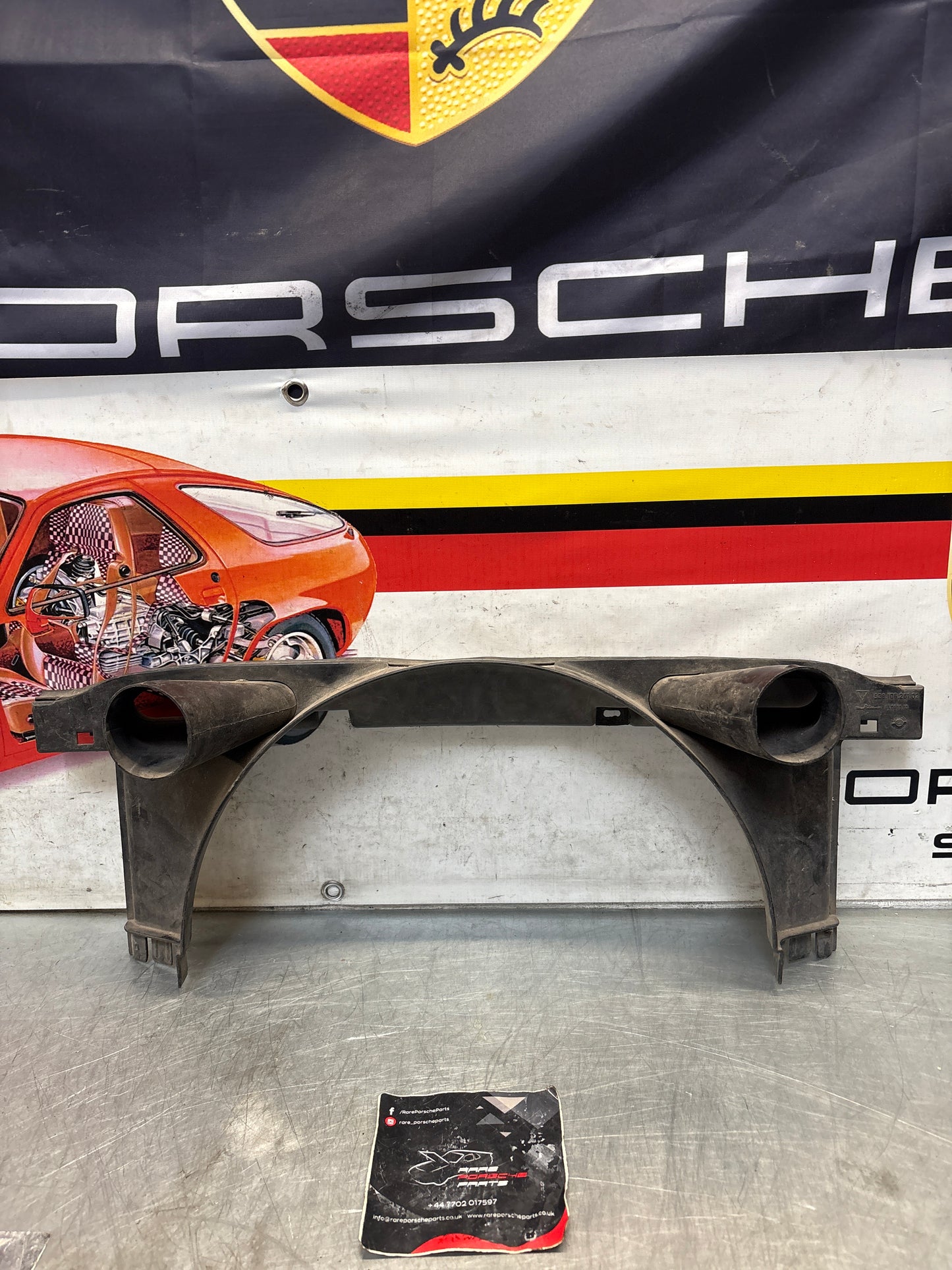 Porsche 928 S2 Upper Cooling Fan Shroud 92810626102 Top Fan Shroud