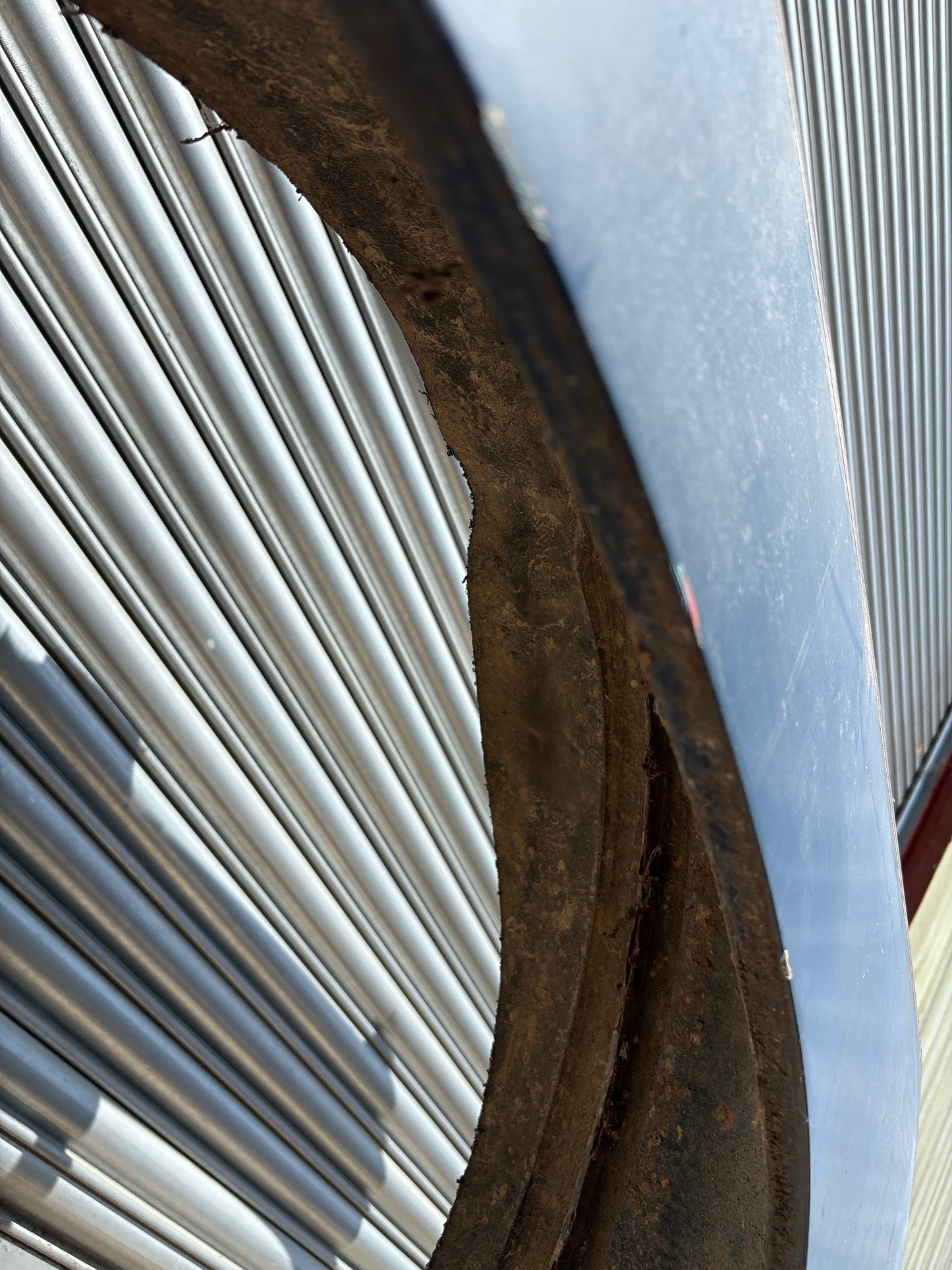 Porsche 924 right side cut, rear fender with sill