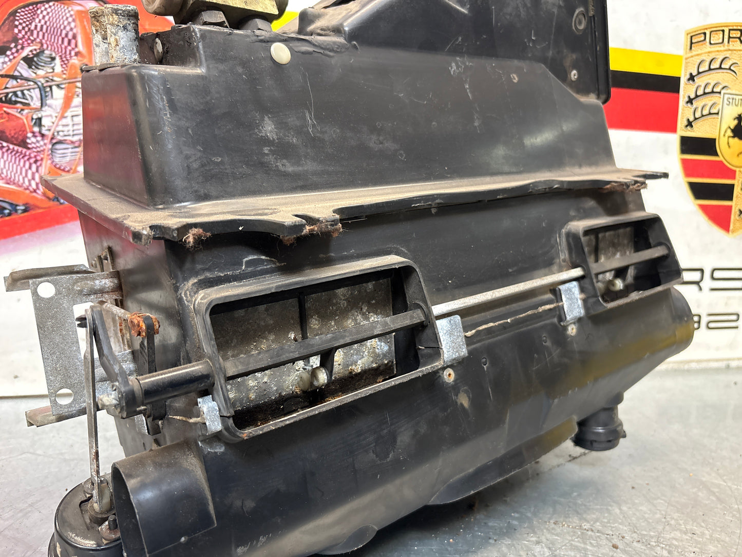 Porsche 928 heater box, LHD, 92857303604, used