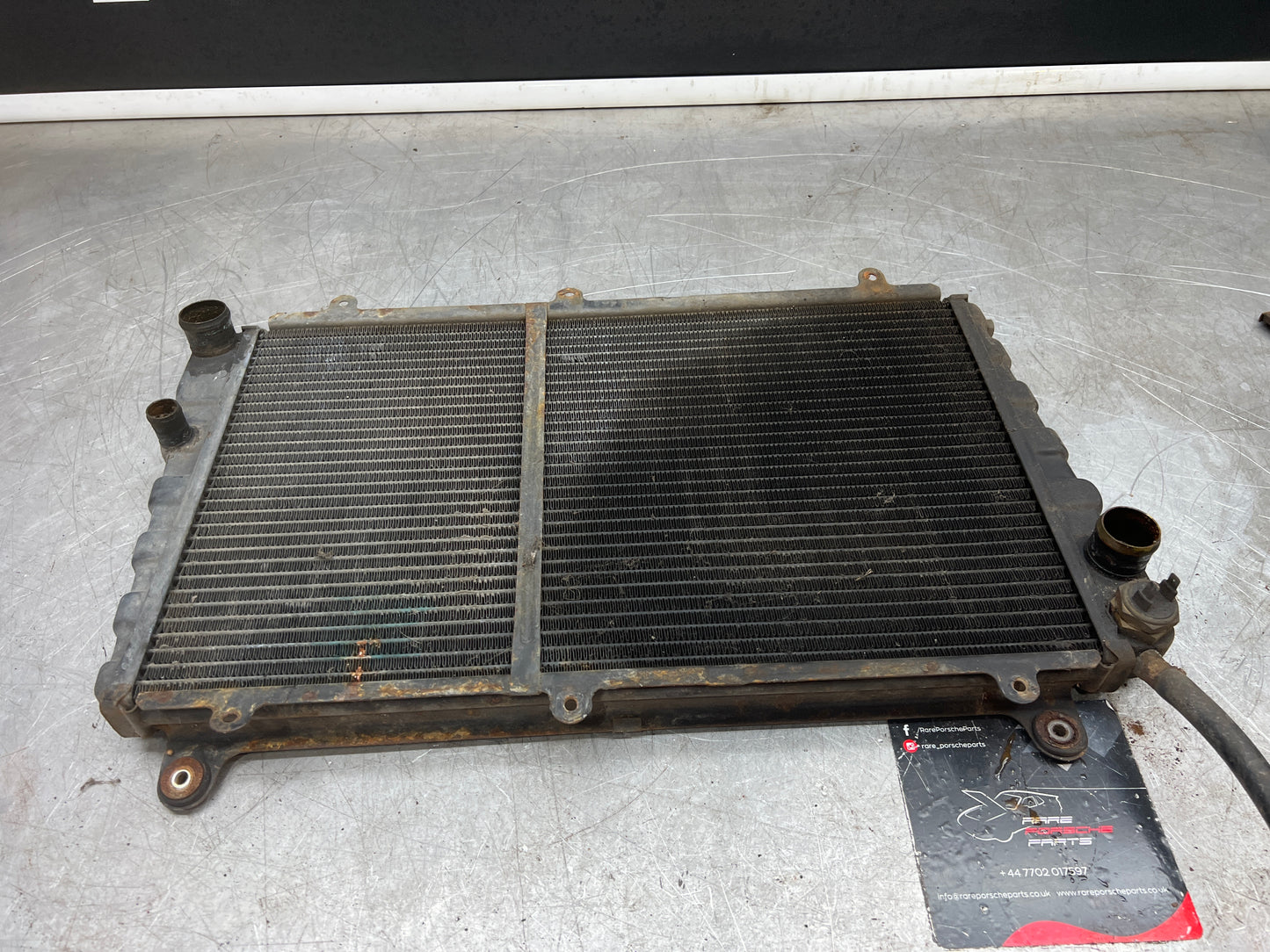 Porsche 924 radiator used 477121251A