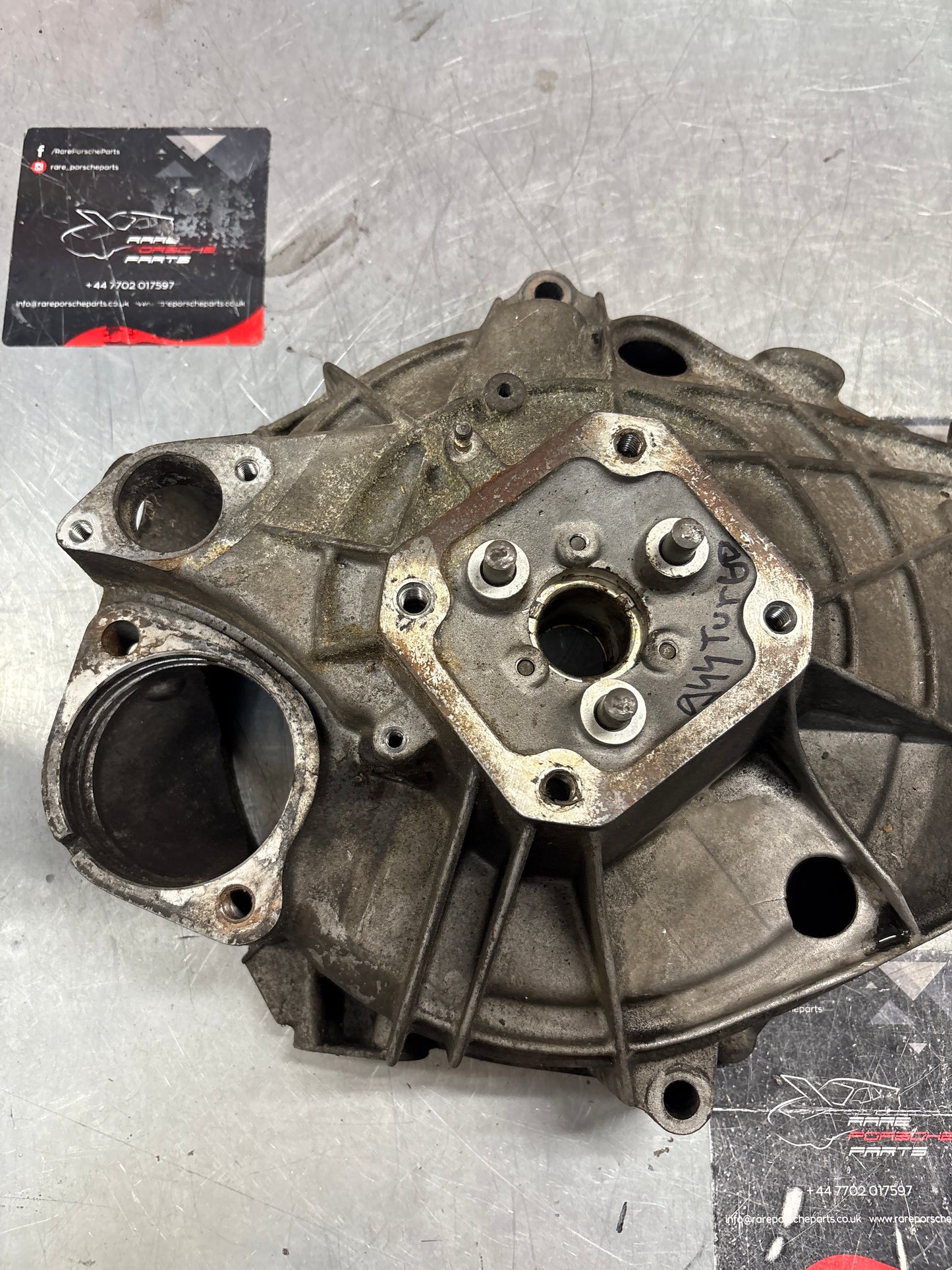 Porsche 944 Turbo cover Bell housing, for spares or repair 9511164011R