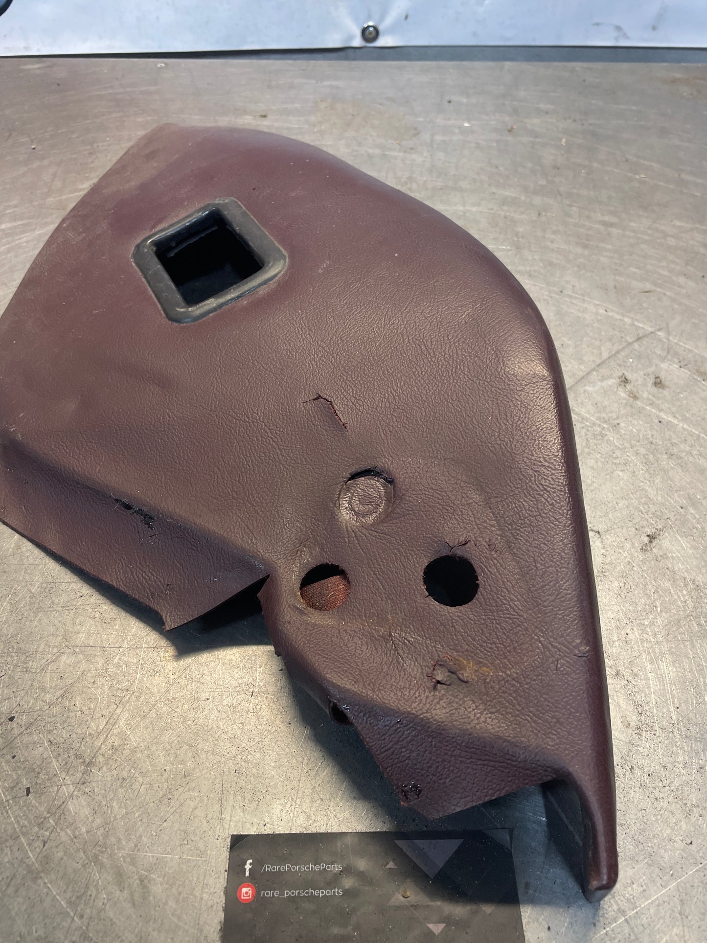 Porsche 928 Rear Seat Side Panel Right, burgundy, used 92852204204