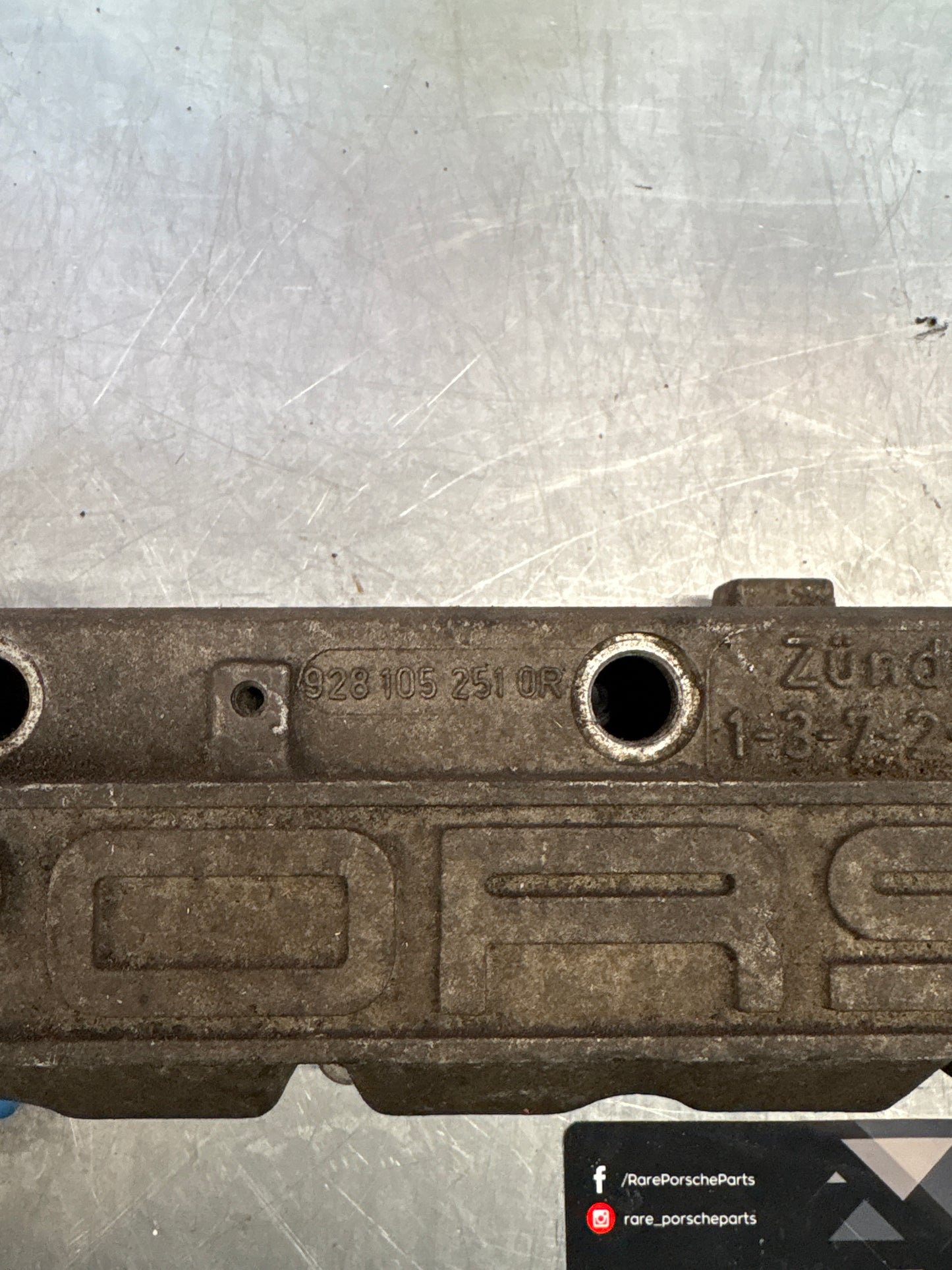 Porsche 928 Cam Carrier 9281052510R used bare unit