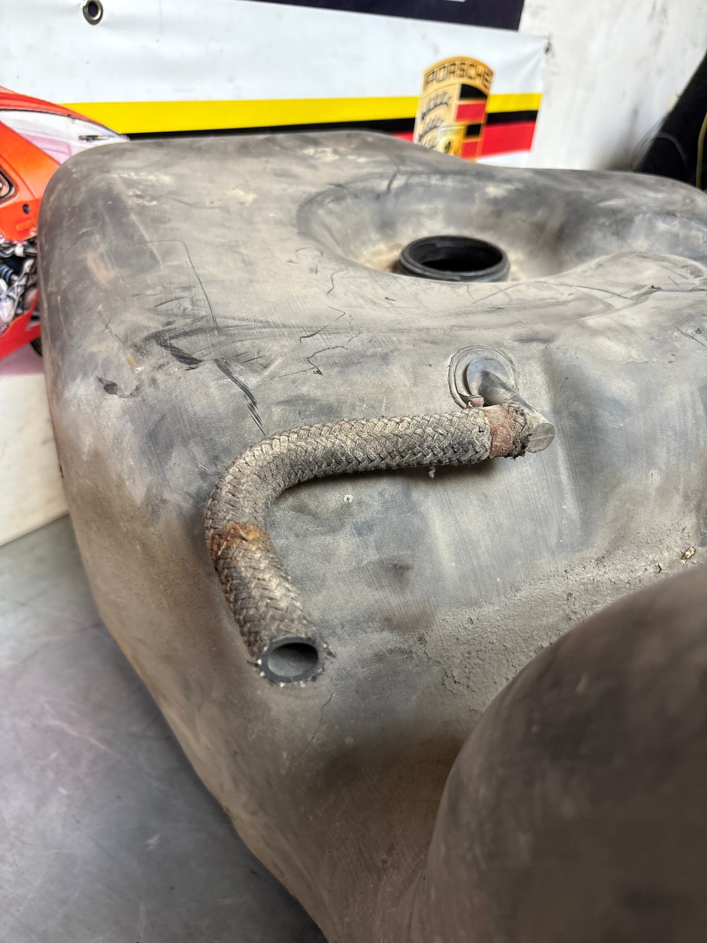 Porsche 928 fuel tank, used 92820100303/04