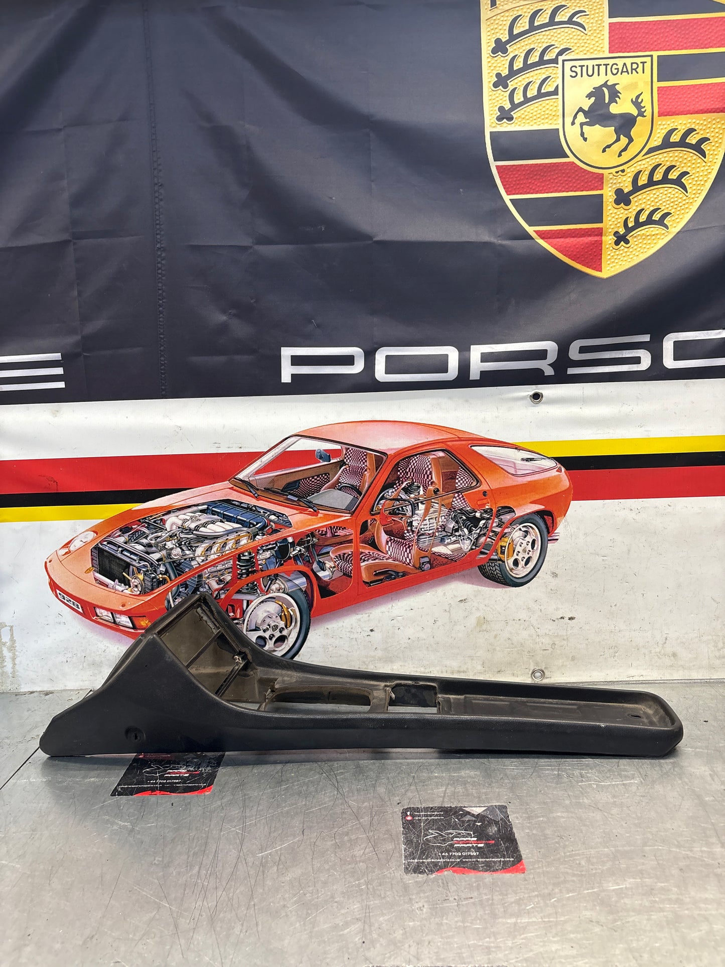 Porsche 944 centre console black 94455205100 used