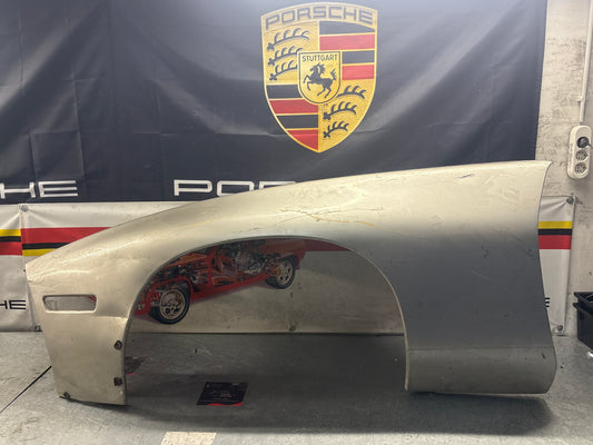 Porsche 928 -87 front left wing, 92850301103 used