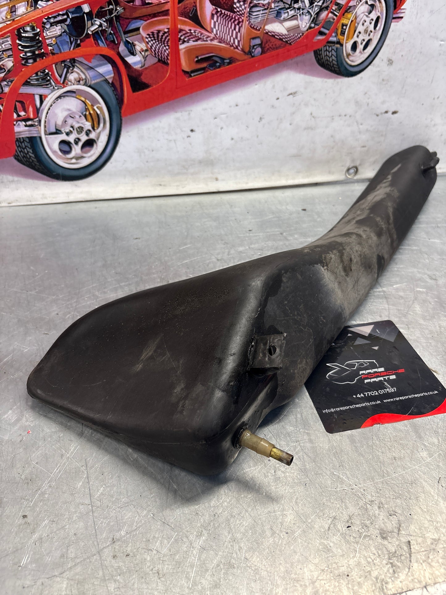 Porsche 928 S4 reservoir, used 92820101305