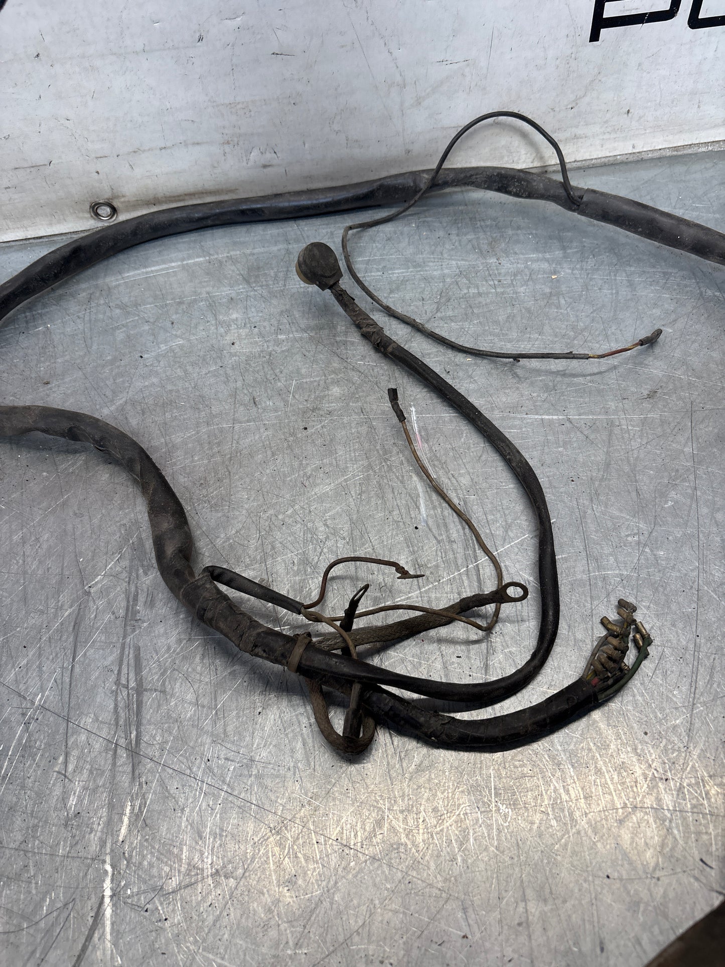 Porsche 911 F double battery rear end loom cut, for spares or repair 91161200200