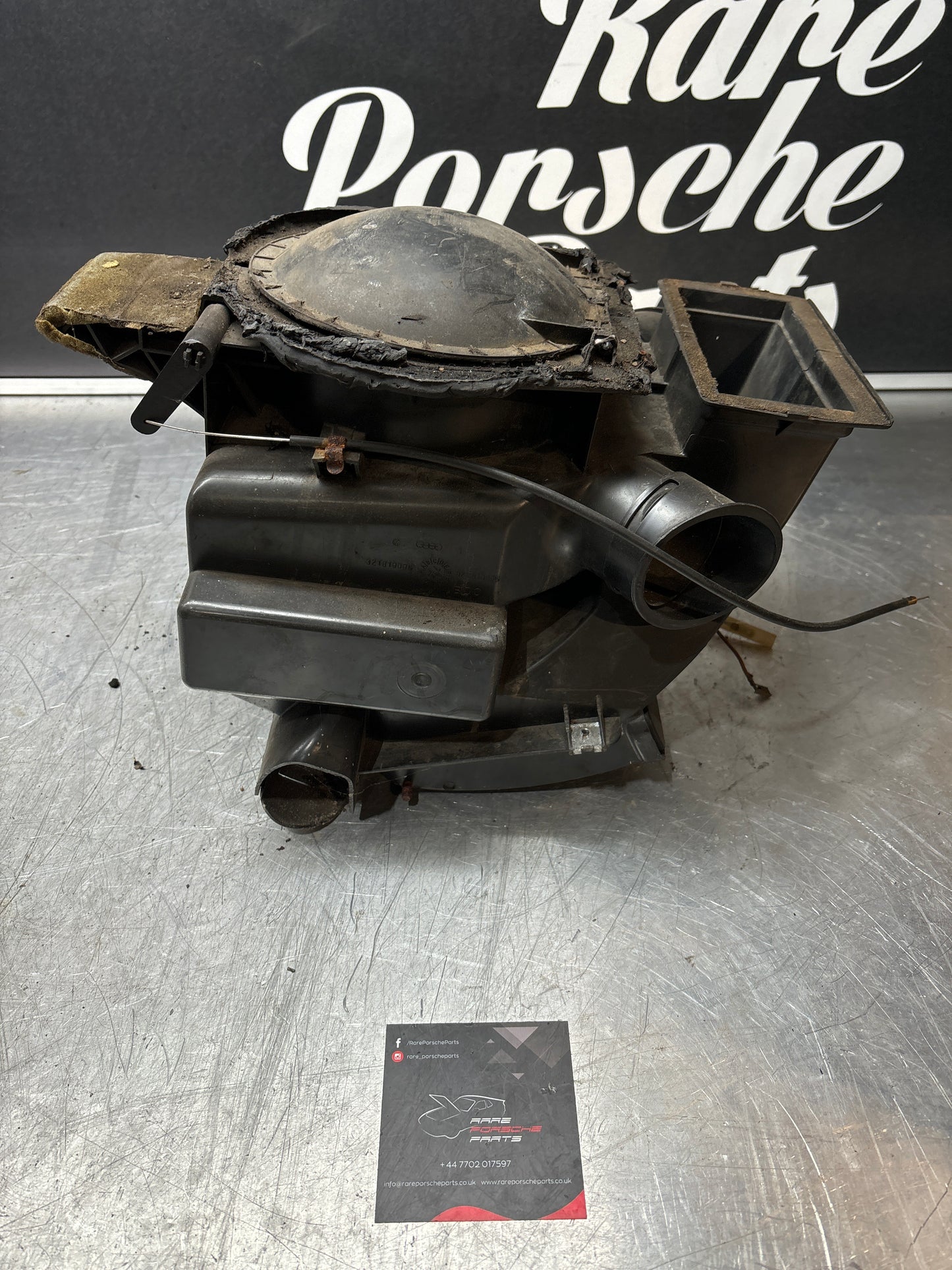 Porsche 924 76-79 heater blower fan assembly, complete with fan 321819096 321819088 used