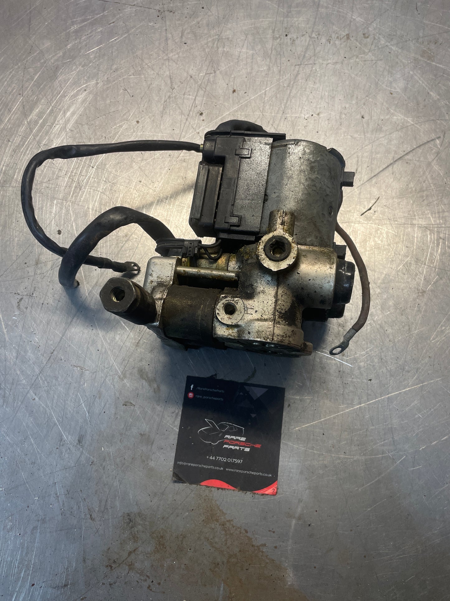 Porsche 928 85.5- ABS Pump module block, used 0265200009