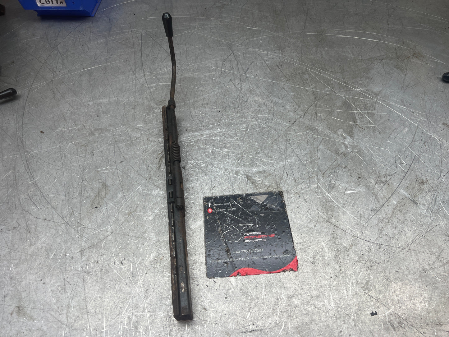 Porsche 924 944 911 right side seat runner with handle 92852149002