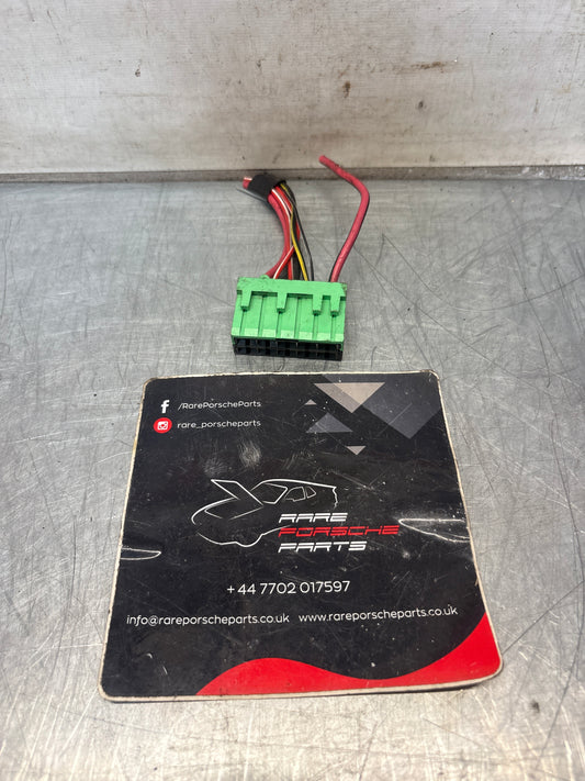 Porsche 944 85.5- fuse box pigtail, used green 92861233506