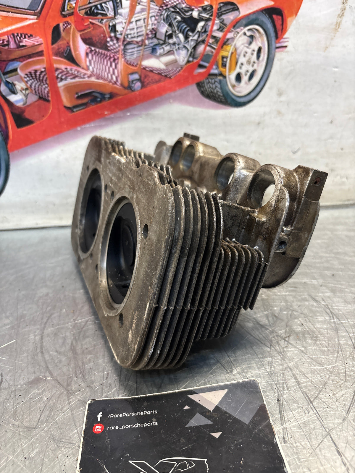Porsche 914, cylinder head, used 022101372