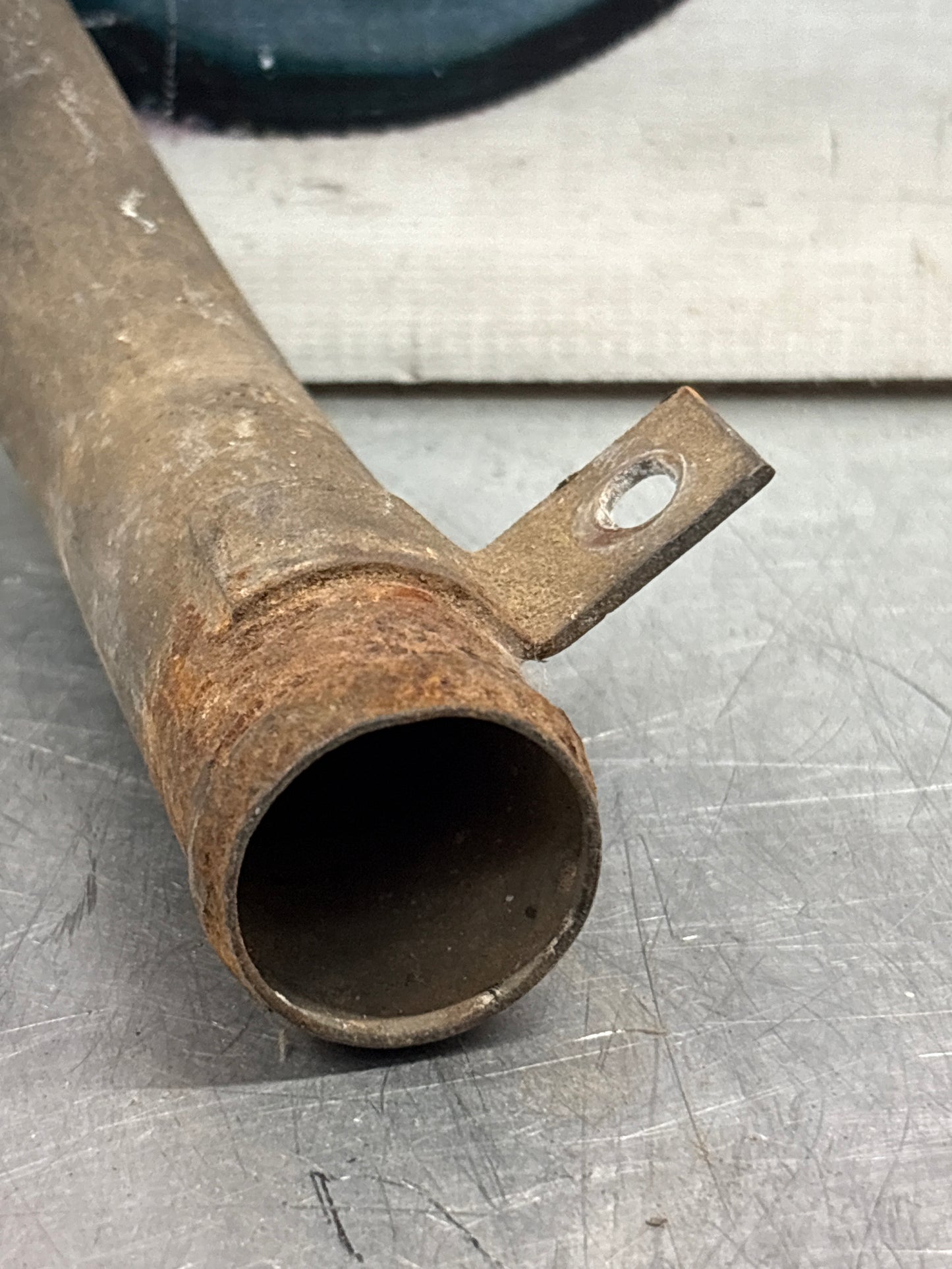 Porsche 924 water pipe 047121073A, used