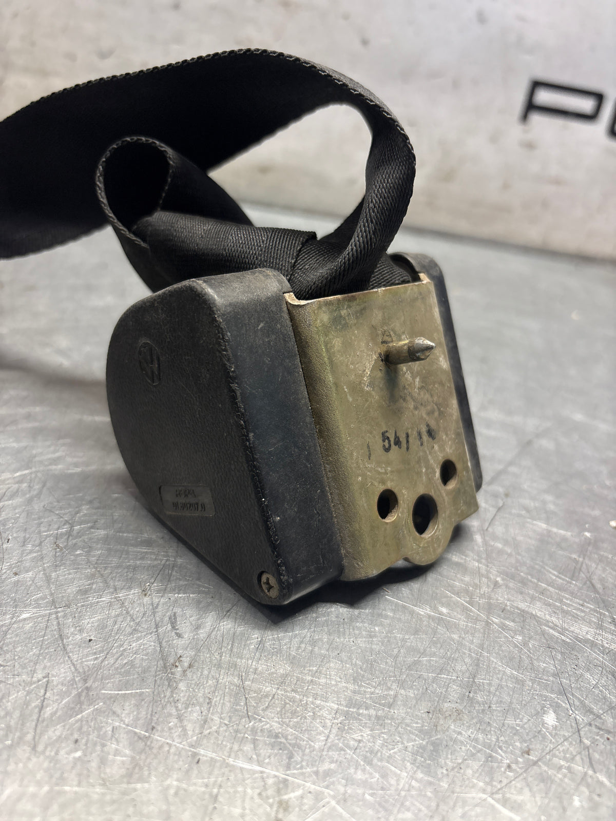 Porsche 914 right side seat belt, used 91480318211