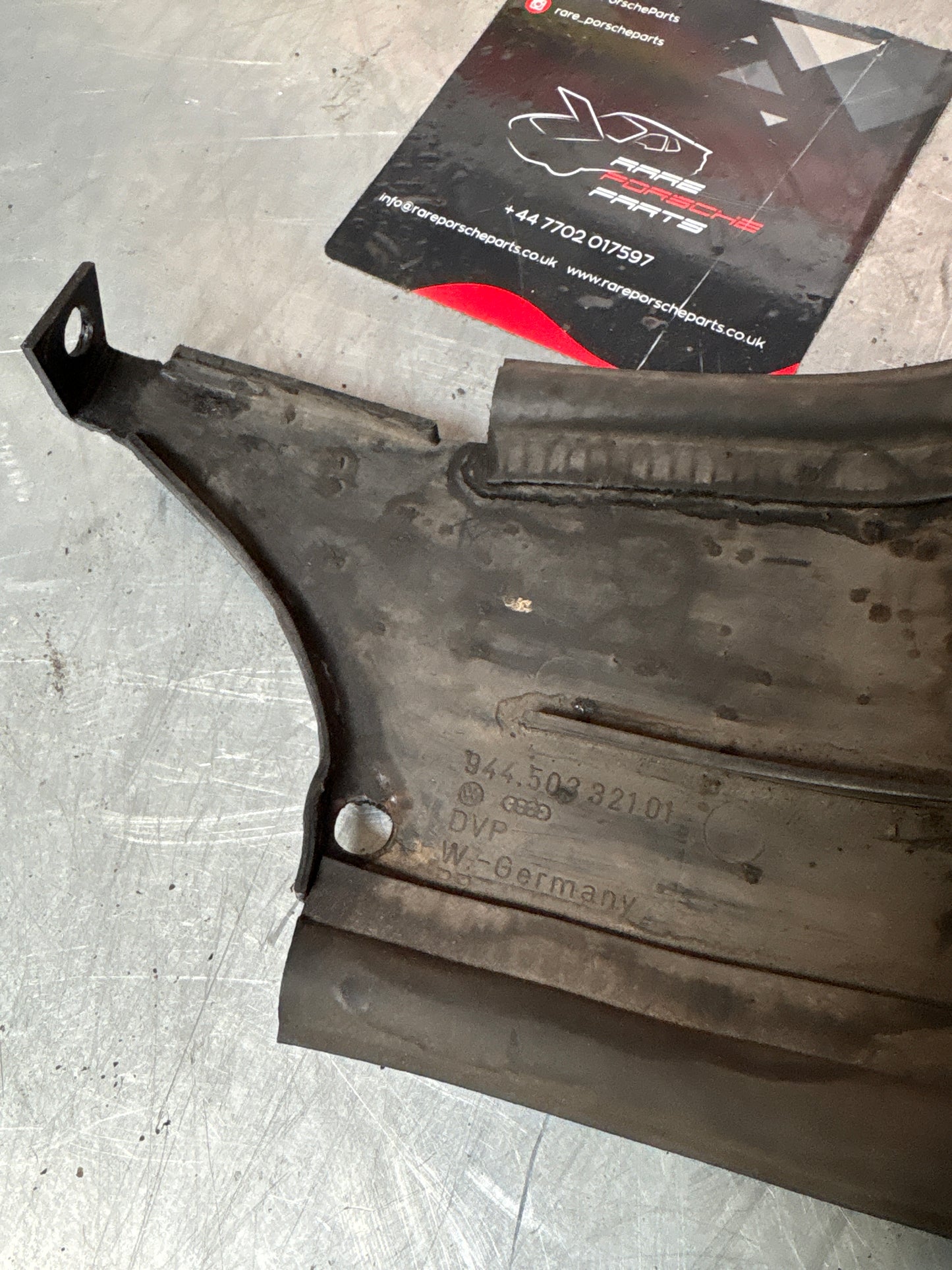 Porsche 944 N/S Left Wheel Arch Splash Shield 94450332101