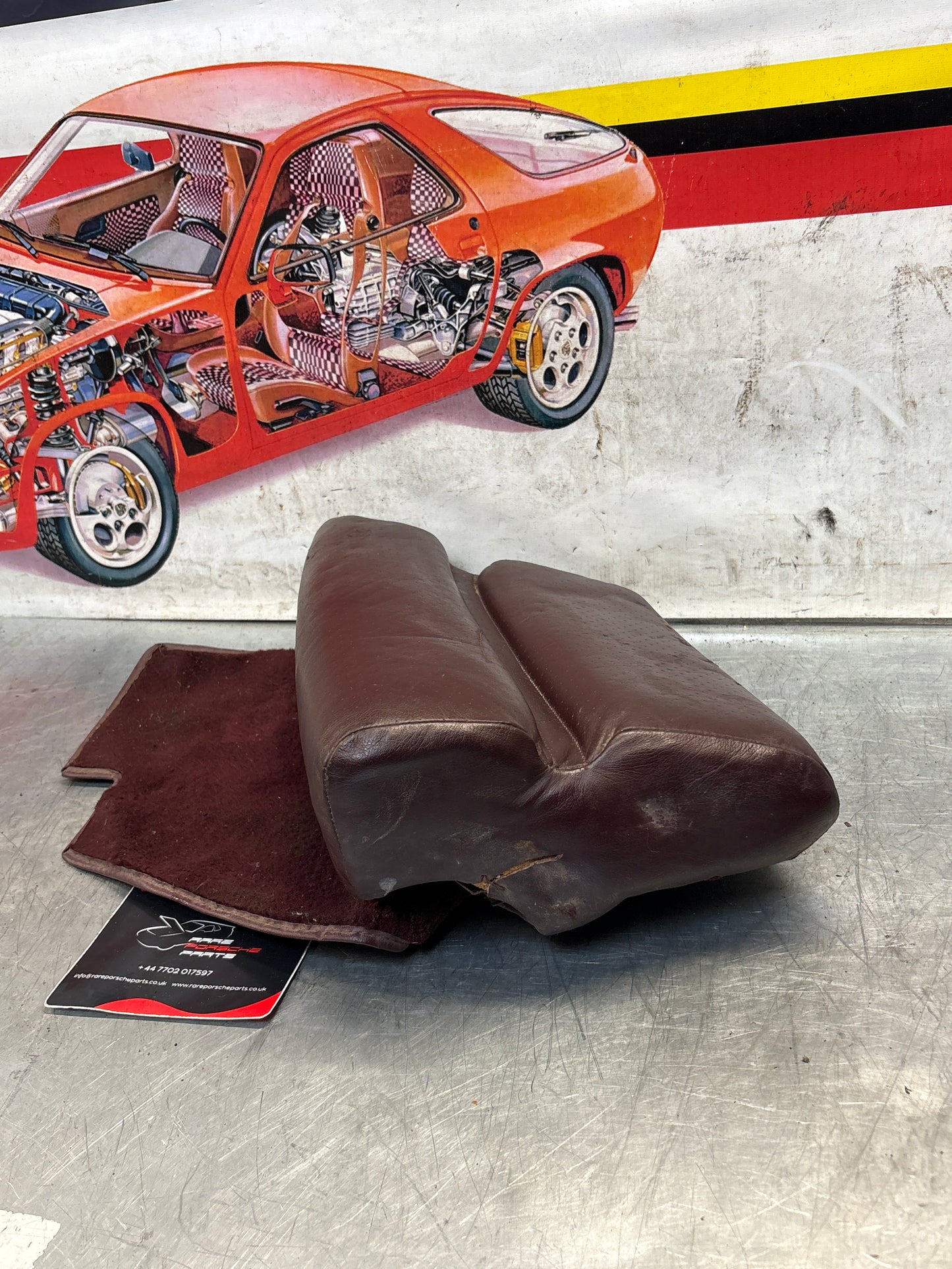 Porsche 928 rear right seat cushion, burgundy, leather, used 92852206051