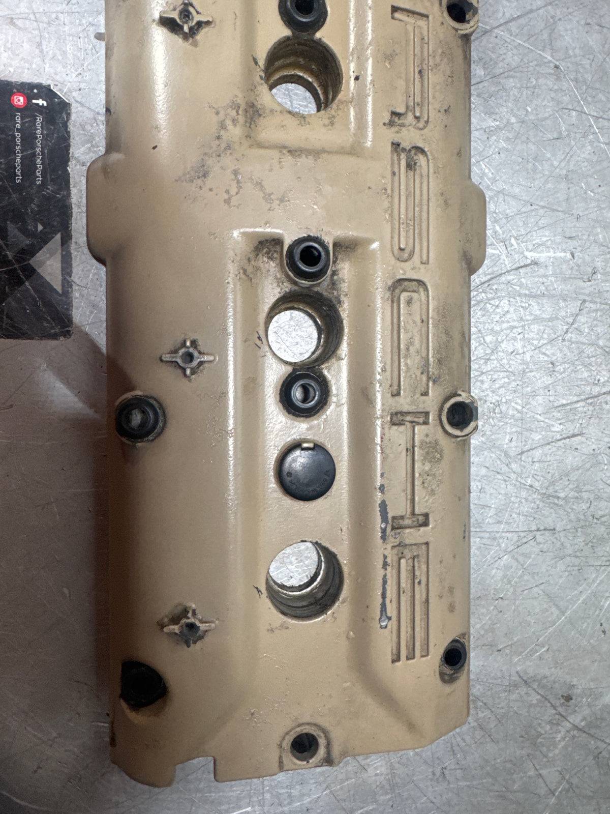 Porsche 944 S2 3.0l 16V Engine camshaft / cam cover /rocker cover 92810446108