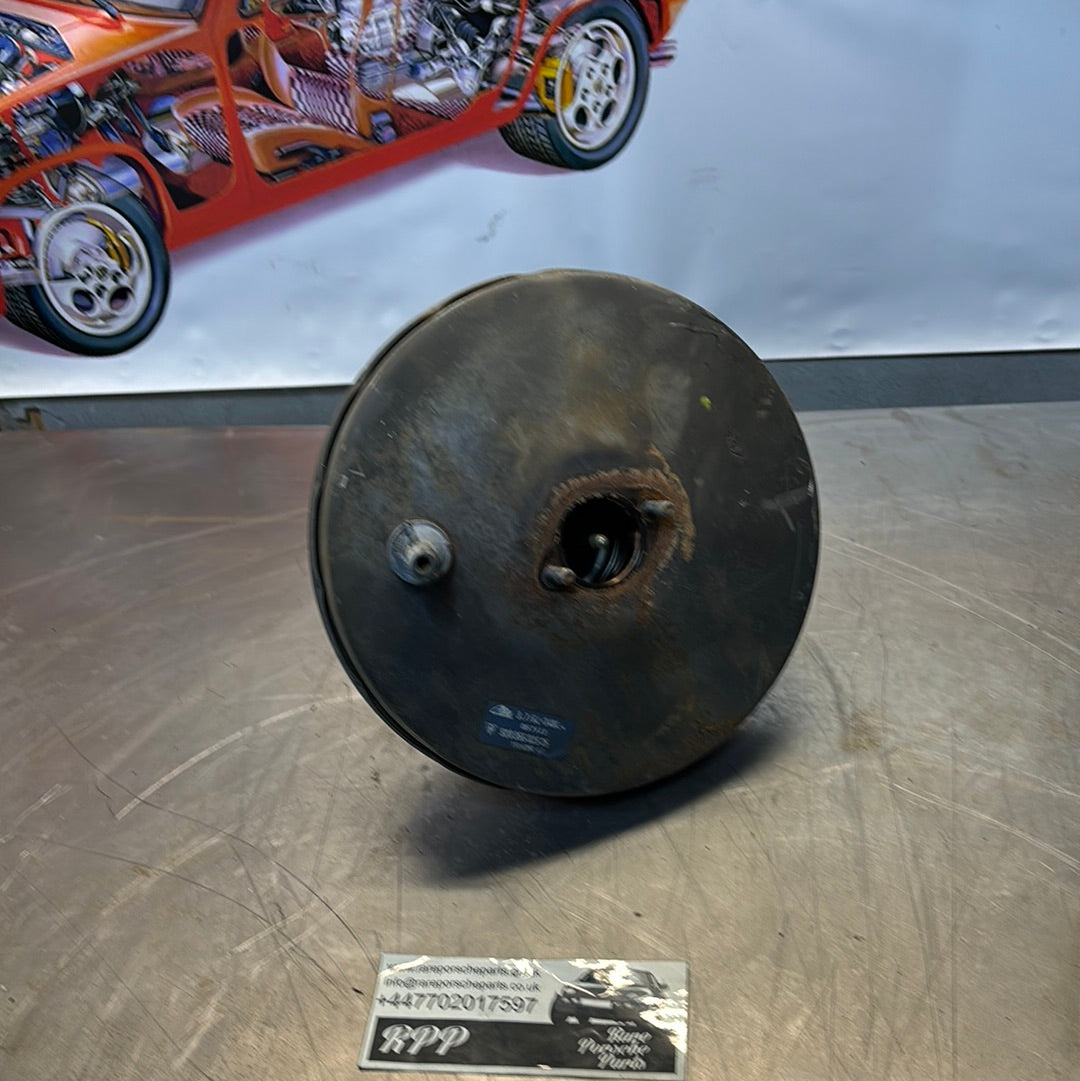 Porsche 928 brake booster, used 92835502525 Rare Porsche Parts