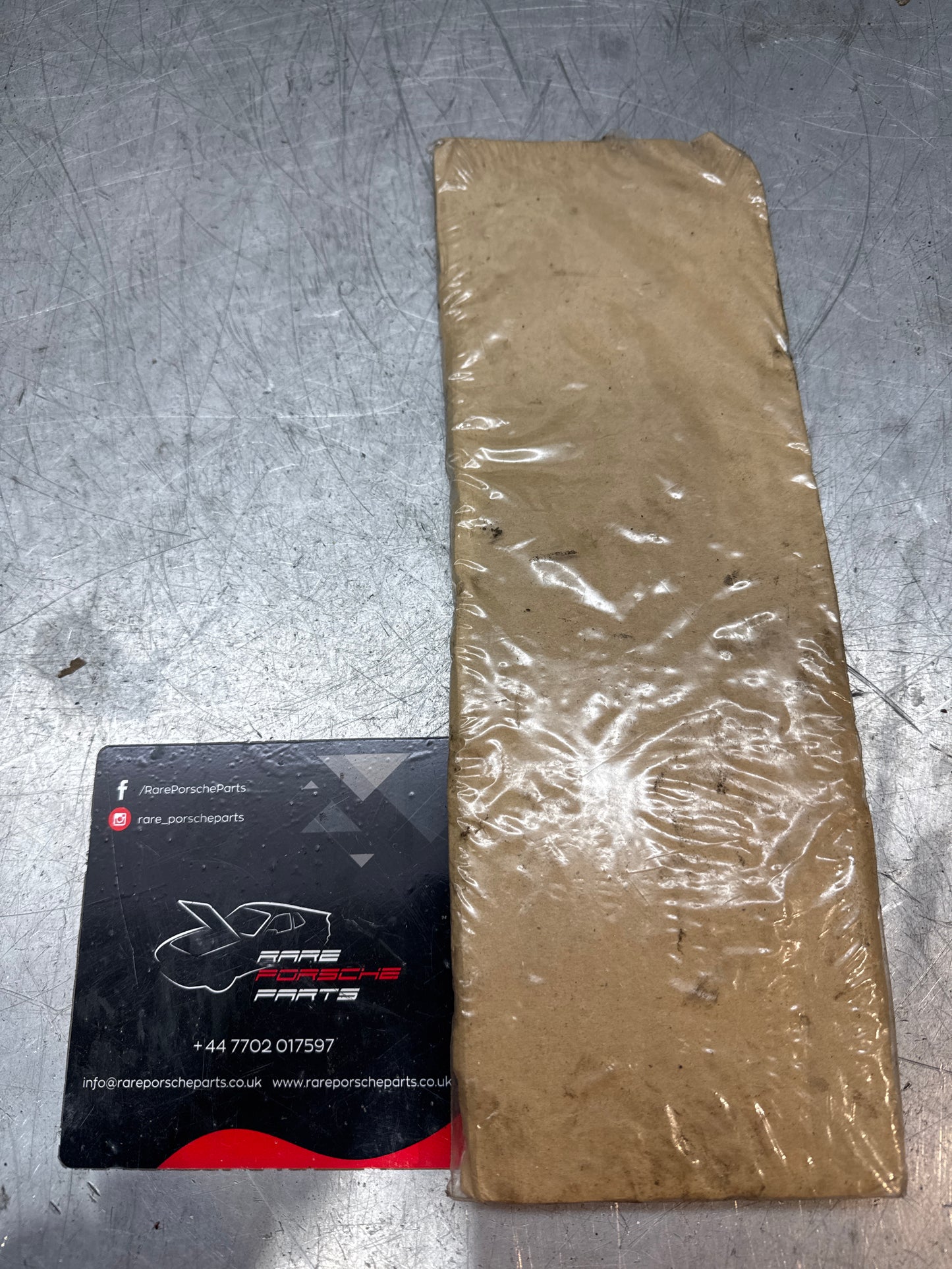 Porsche 911 Camshaft cover gasket set. 93010590200 NOS