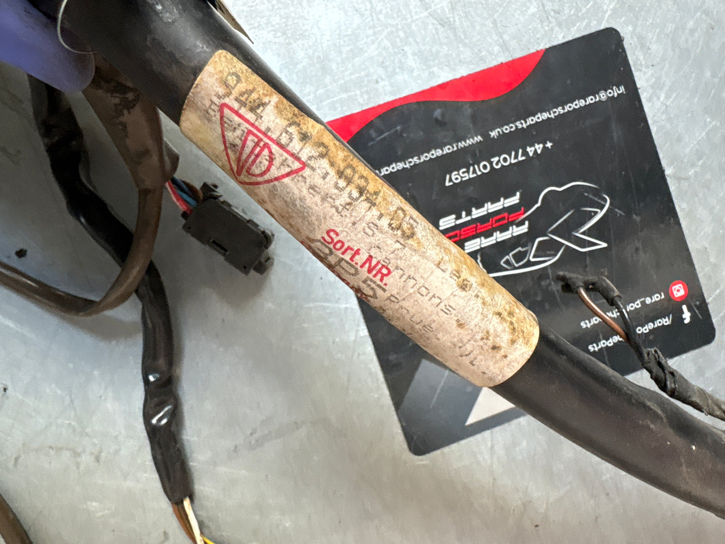 Porsche 944 S2 Turbo passenger door wiring loom with M651 sound system 94461203405 LHD