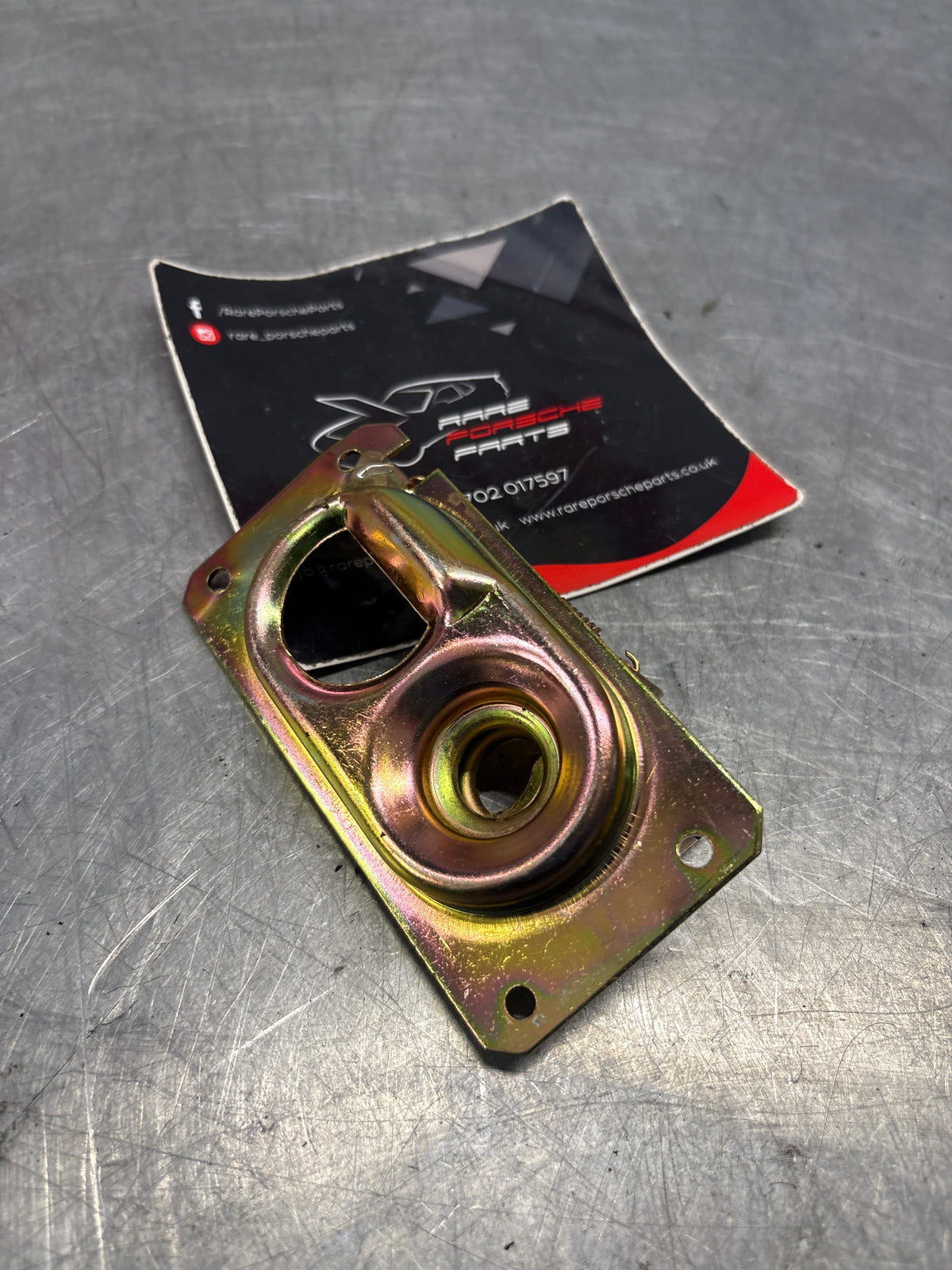 Porsche 928 lid lock lower part, refurbished 92851102702