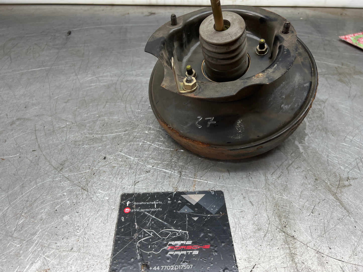 Porsche 944 brake booster, used 95135502711