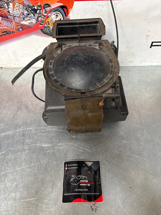 Porsche 924 76-79 heater blower fan assembly, complete with fan 321819096 / 823819096A / 321819095 / 823819095 used